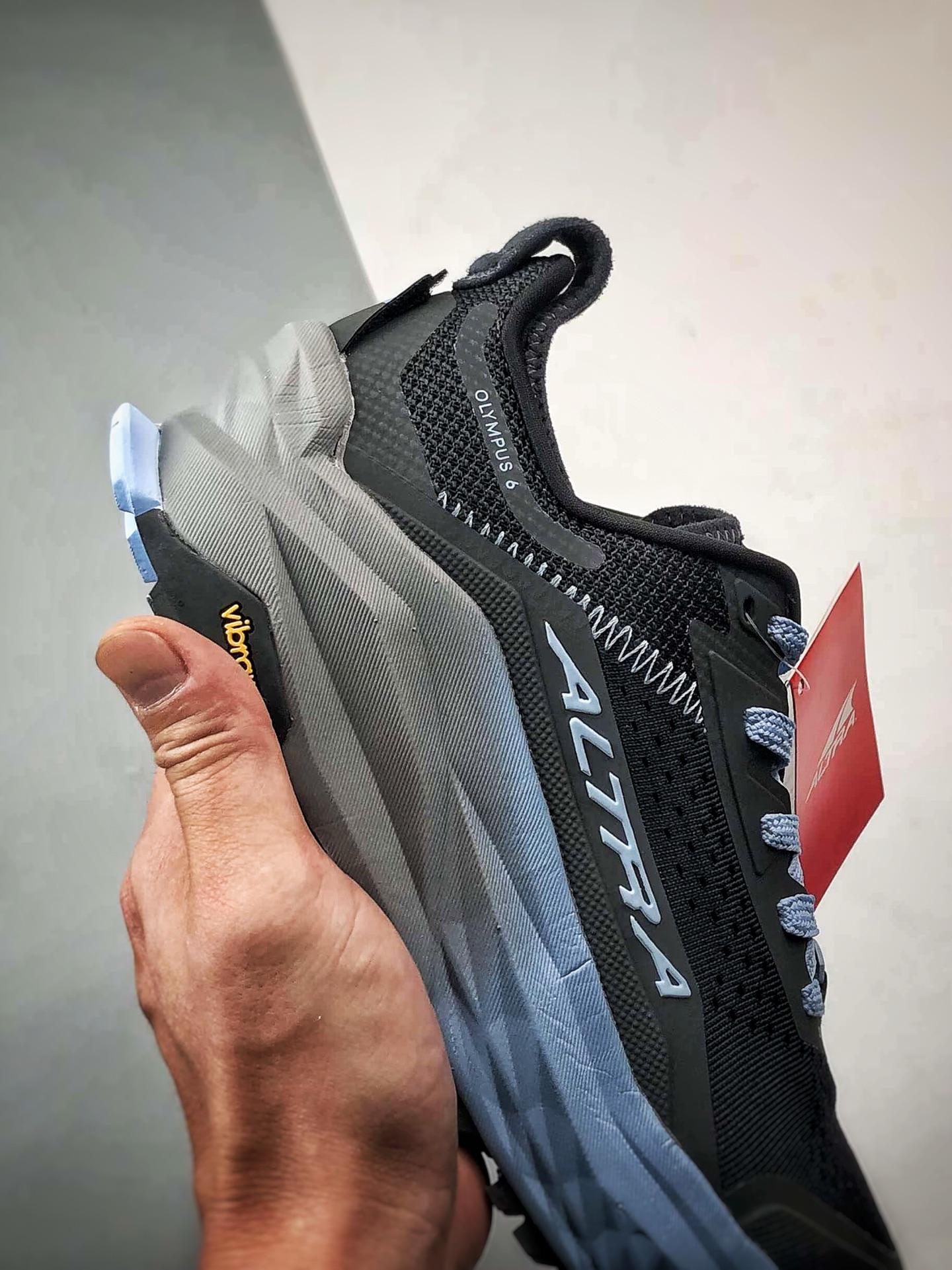 230 Altra Olympus 6 黑蓝色 户外时尚舒适缓震越野跑步鞋-Chinese UA Cheap High Quatity Brand Clothes Bags handbags Sneakers wholesale wholesaler seller from China Factory suppliers Fashion Clothing Shoes best Quality Beautiful Price 230 Altra Olympus 6 黑蓝色 户外时尚舒适缓震越野跑步鞋