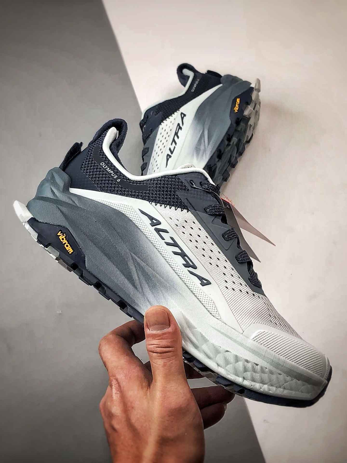 230 Altra Olympus 6 深蓝色 户外时尚舒适缓震越野跑步鞋