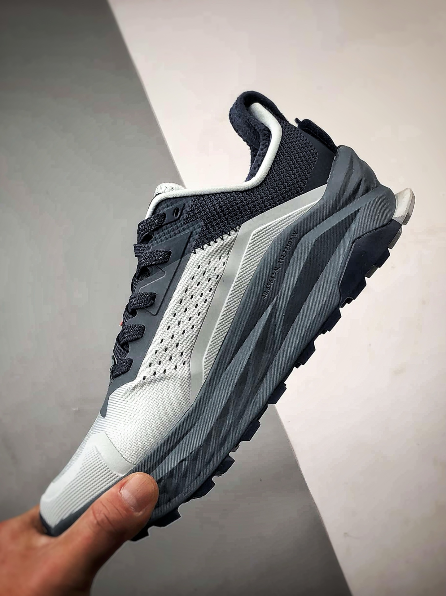230 Altra Olympus 6 深蓝色 户外时尚舒适缓震越野跑步鞋