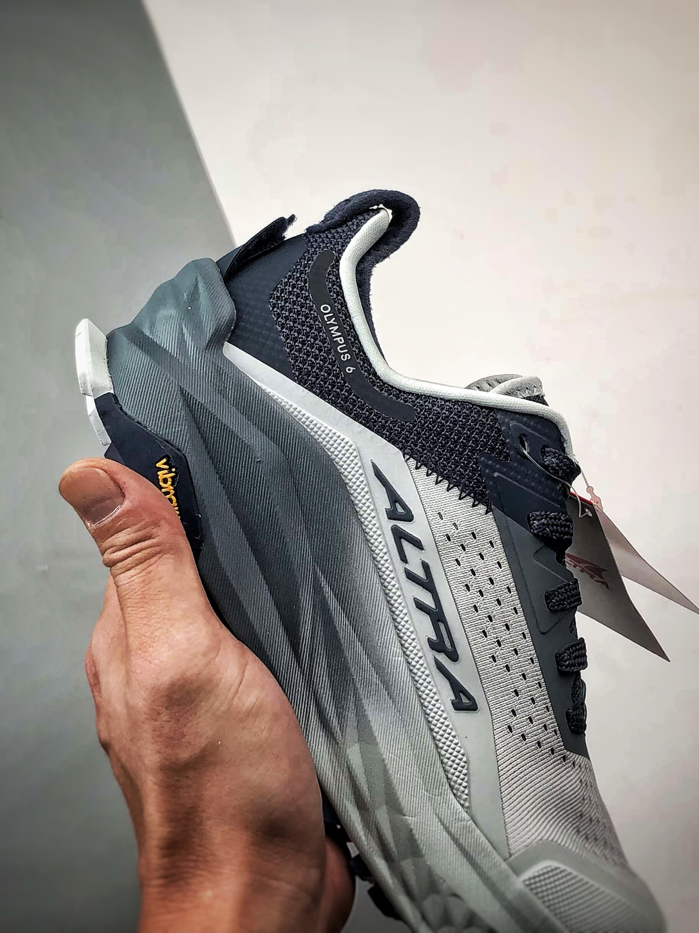 230 Altra Olympus 6 深蓝色 户外时尚舒适缓震越野跑步鞋