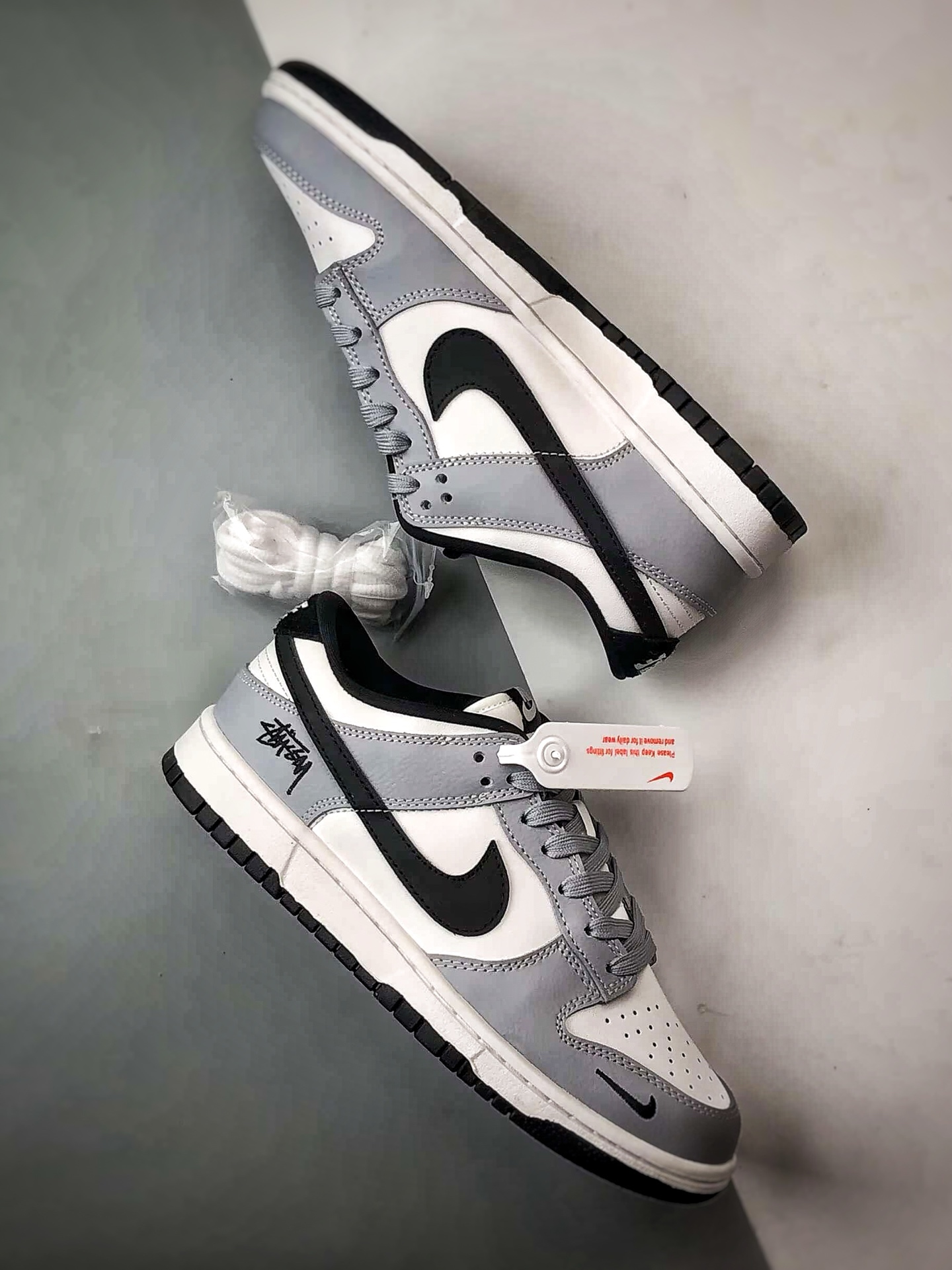 270 NK Dunk Low Retro ”DIY高端定制” 斯图西灰白黑 低帮休闲运动板鞋 TX1688-023