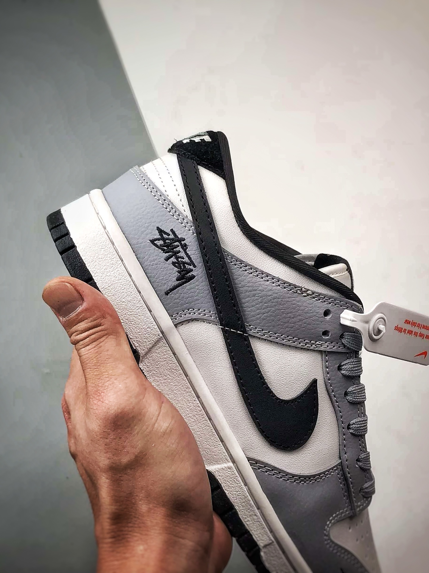 270 NK Dunk Low Retro ”DIY高端定制” 斯图西灰白黑 低帮休闲运动板鞋 TX1688-023
