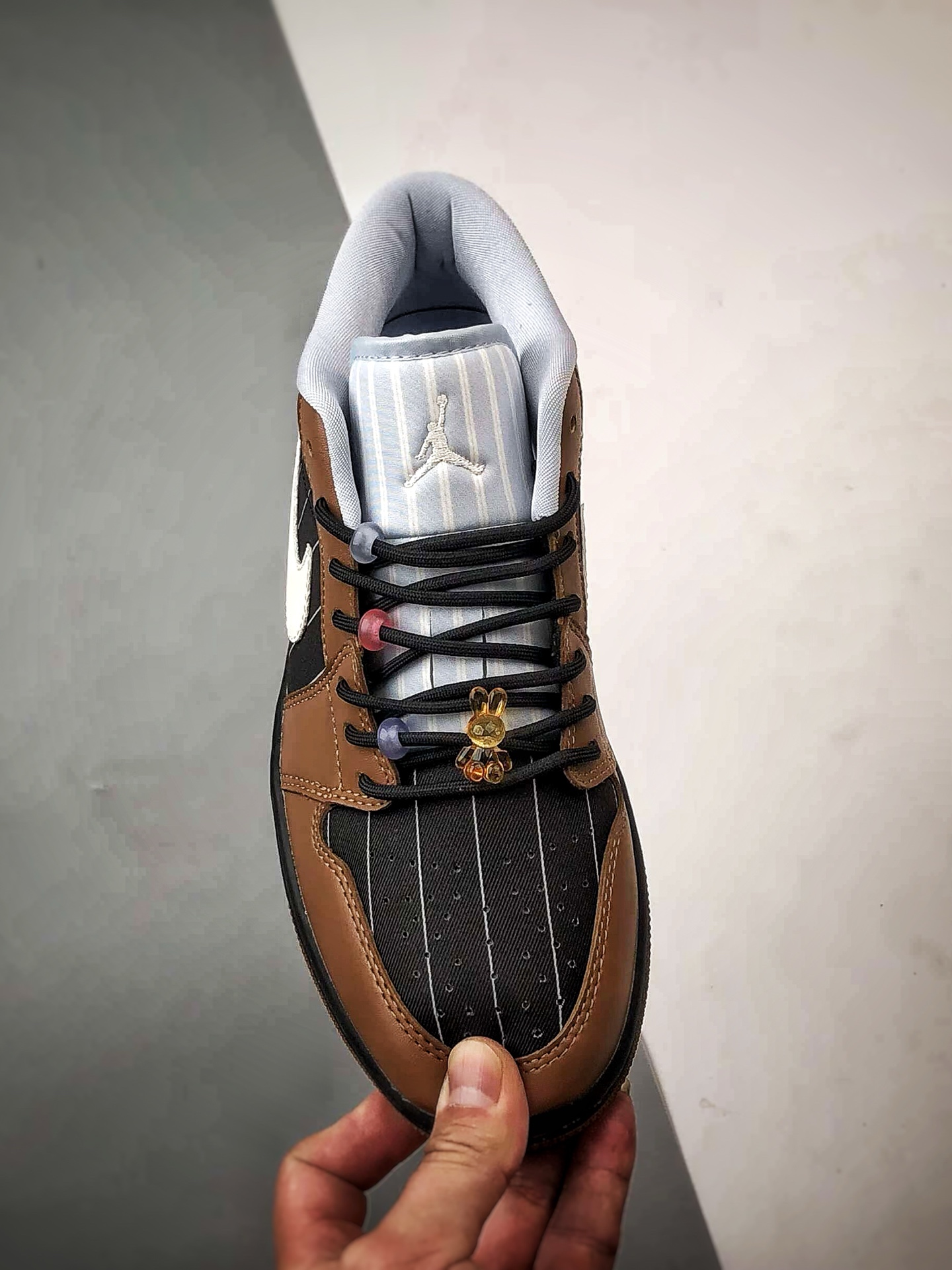 200 Air Jordan 1 Low 条纹深棕 IR7560-010-Chinese UA Cheap High Quatity Brand Clothes Bags handbags Sneakers wholesale wholesaler seller from China Factory suppliers Fashion Clothing Shoes best Quality Beautiful Price 200 Air Jordan 1 Low 条纹深棕 IR7560-010