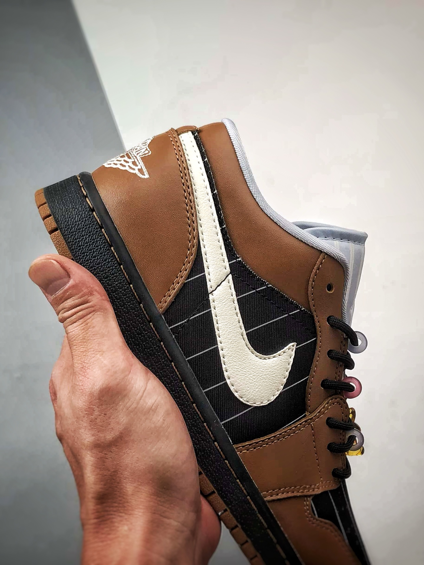 200 Air Jordan 1 Low 条纹深棕 IR7560-010-Chinese UA Cheap High Quatity Brand Clothes Bags handbags Sneakers wholesale wholesaler seller from China Factory suppliers Fashion Clothing Shoes best Quality Beautiful Price 200 Air Jordan 1 Low 条纹深棕 IR7560-010