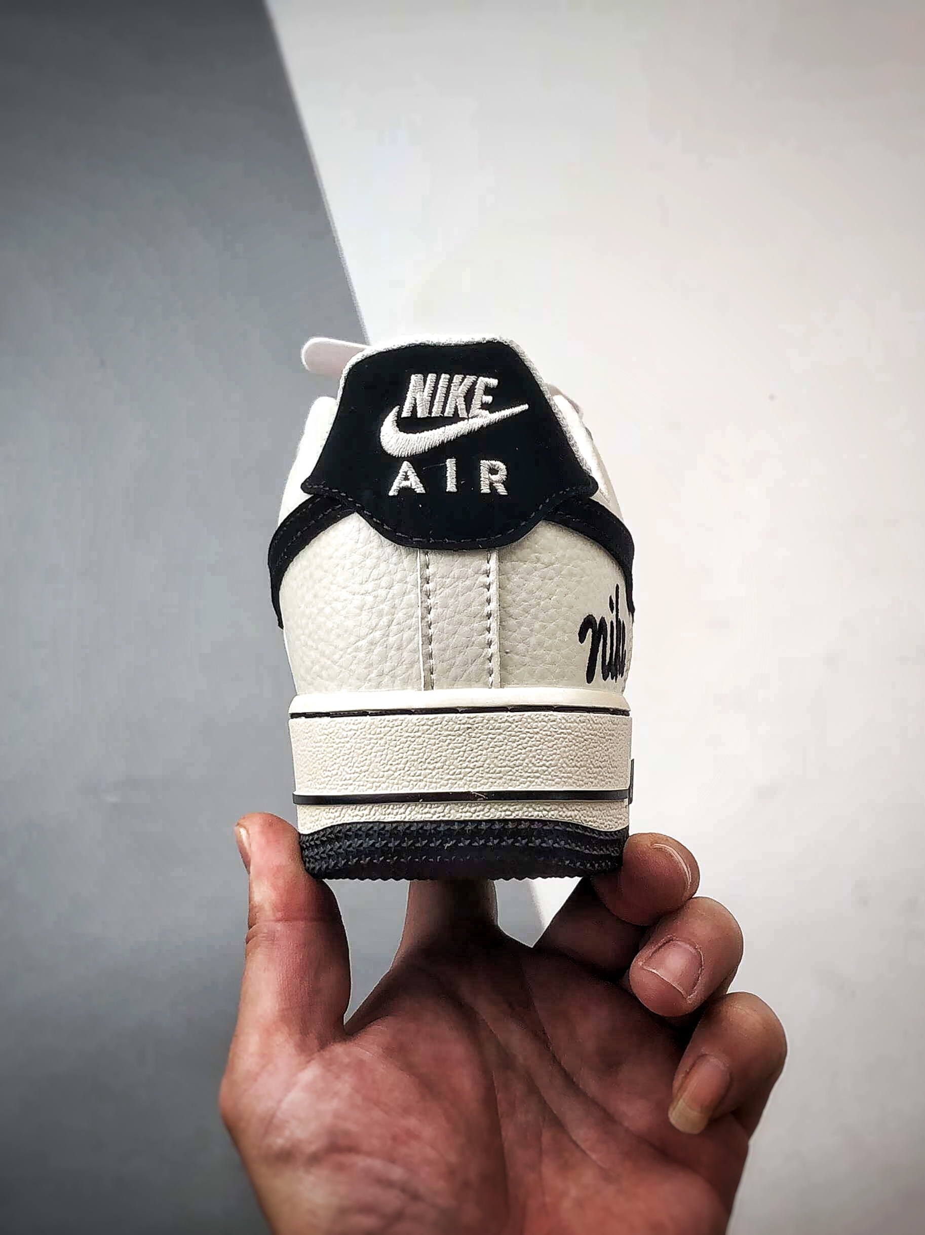 Air Force 1 '07 Low 米白黑 NH0601-546-Top High Quatity Cheap Sneakers Fashion Clothing Clothes Bags handbags Shoes of all Brand wholesale With The best Quality And Beautiful Price from China Factory Chinese suppliers wholesaler seller Air Force 1 '07 Low 米白黑 NH0601-546
