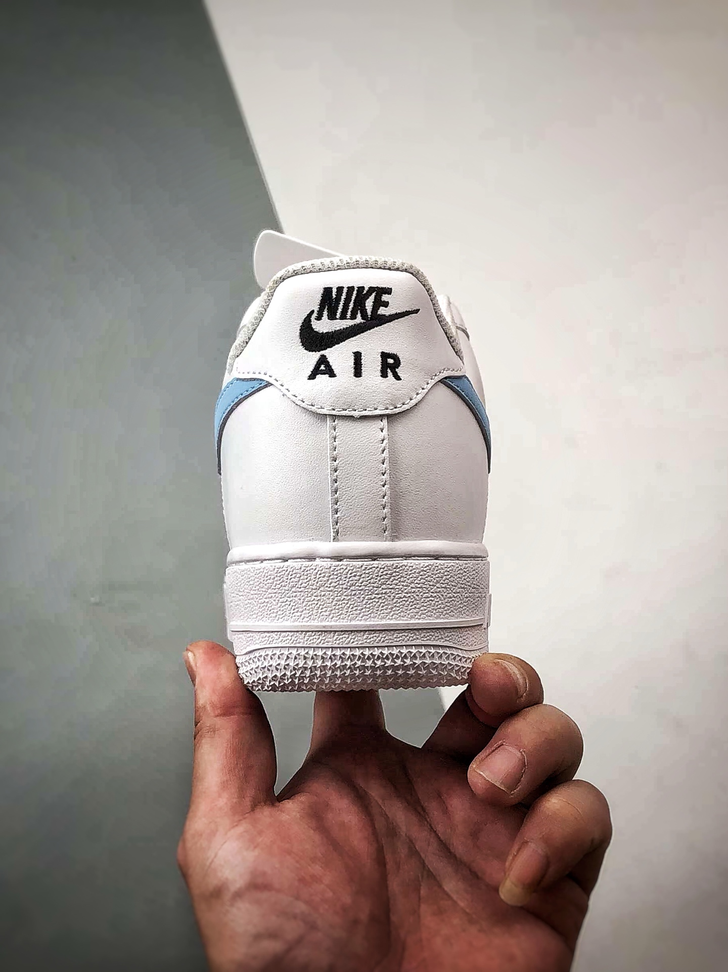 260 定制球鞋 Air Force 1 Low 双钩空军 白蓝 经典休闲运动板鞋 ZH0316-121-Chinese UA Cheap High Quatity Brand Clothes Bags handbags Sneakers wholesale wholesaler seller from China Factory suppliers Fashion Clothing Shoes best Quality Beautiful Price 260 定制球鞋 Air Force 1 Low 双钩空军 白蓝 经典休闲运动板鞋 ZH0316-121