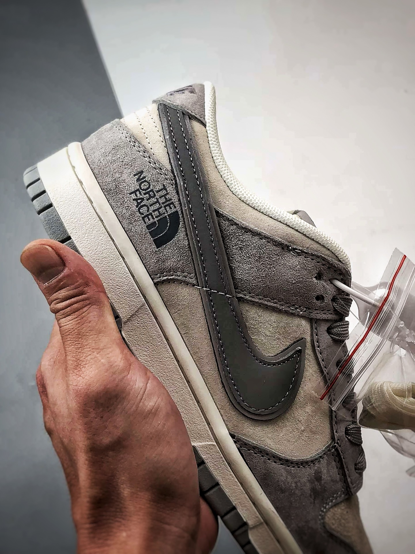 NK Dunk Low Retro ”DIY高端定制” 北面猪八米灰 低帮休闲运动板鞋 XZ5899-109-Top High Quatity Cheap Sneakers Fashion Clothing Clothes Bags handbags Shoes of all Brand wholesale With The best Quality And Beautiful Price from China Factory Chinese suppliers wholesaler seller NK Dunk Low Retro ”DIY高端定制” 北面猪八米灰 低帮休闲运动板鞋 XZ5899-109