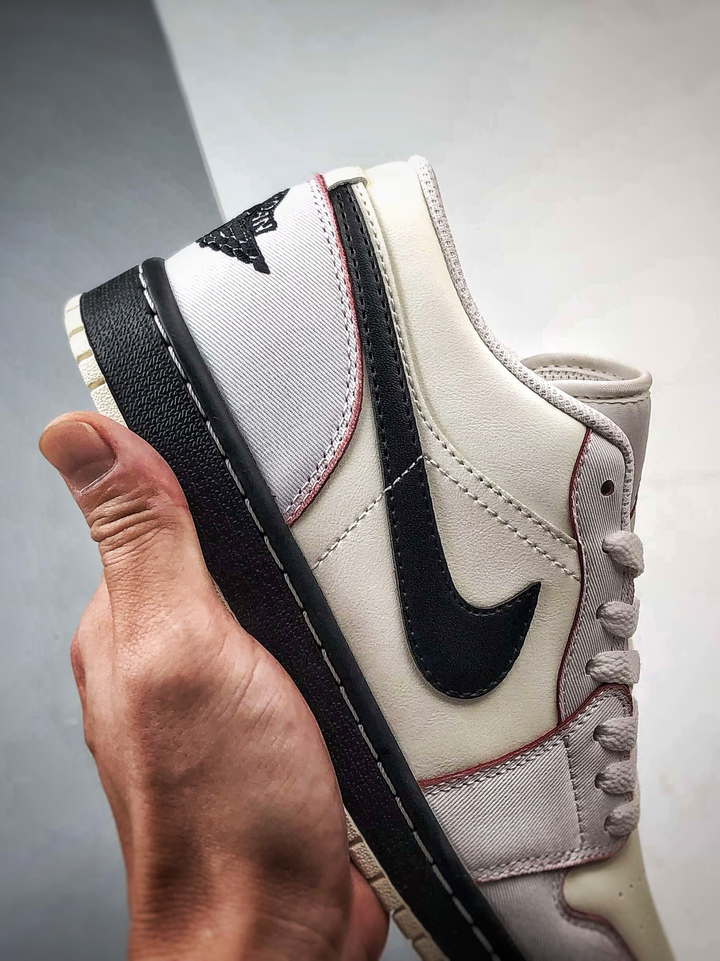 Air Jordan 1 Low 米白黑 IV5325-133-Top High Quatity Cheap Sneakers Fashion Clothing Clothes Bags handbags Shoes of all Brand wholesale With The best Quality And Beautiful Price from China Factory Chinese suppliers wholesaler seller Air Jordan 1 Low 米白黑 IV5325-133