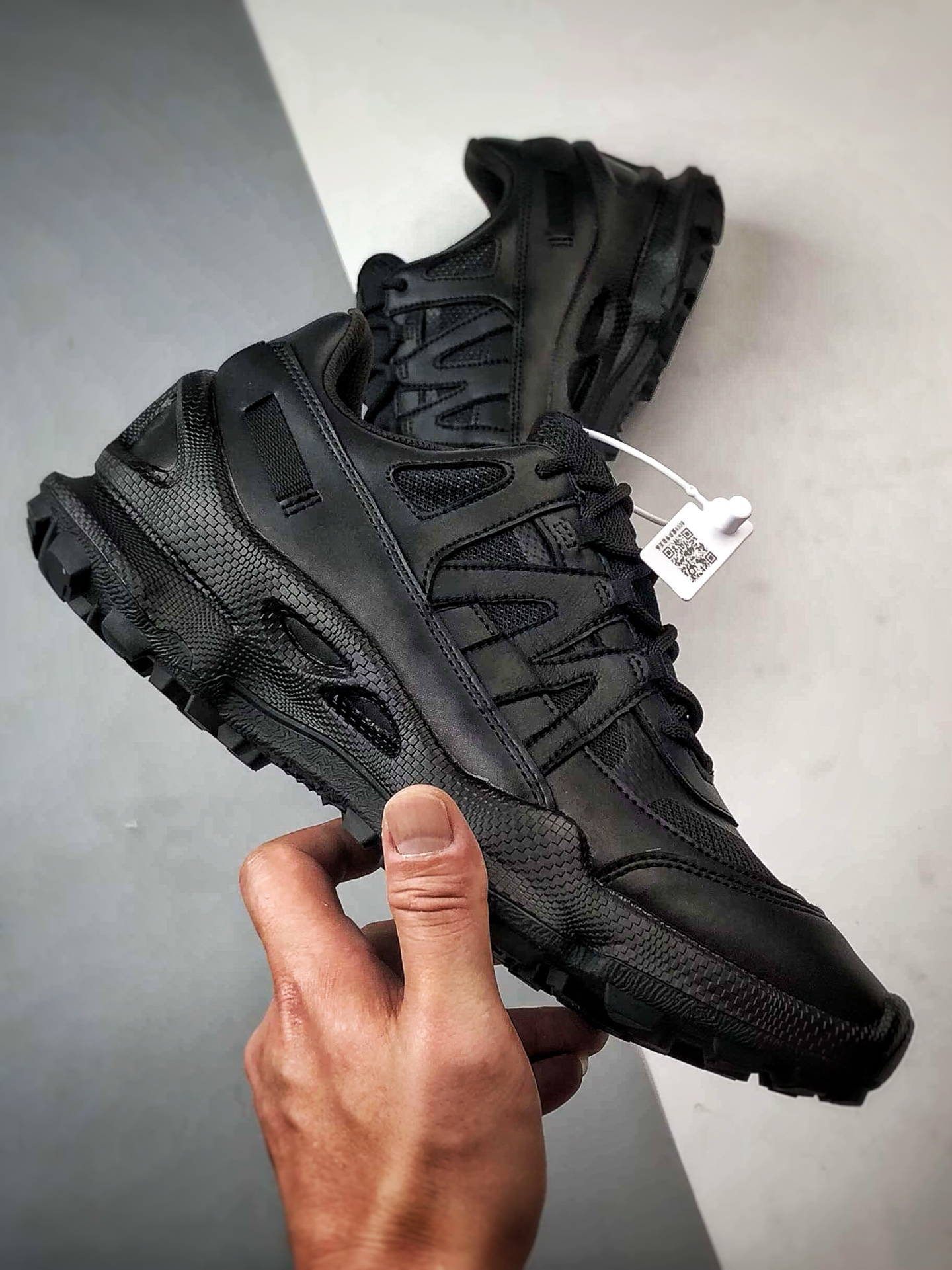 300 Ecco/爱步 健步踪迹系列 户外越野防水透气运动跑鞋 803254-Chinese UA Cheap High Quatity Brand Clothes Bags handbags Sneakers wholesale wholesaler seller from China Factory suppliers Fashion Clothing Shoes best Quality Beautiful Price 300 Ecco/爱步 健步踪迹系列 户外越野防水透气运动跑鞋 803254