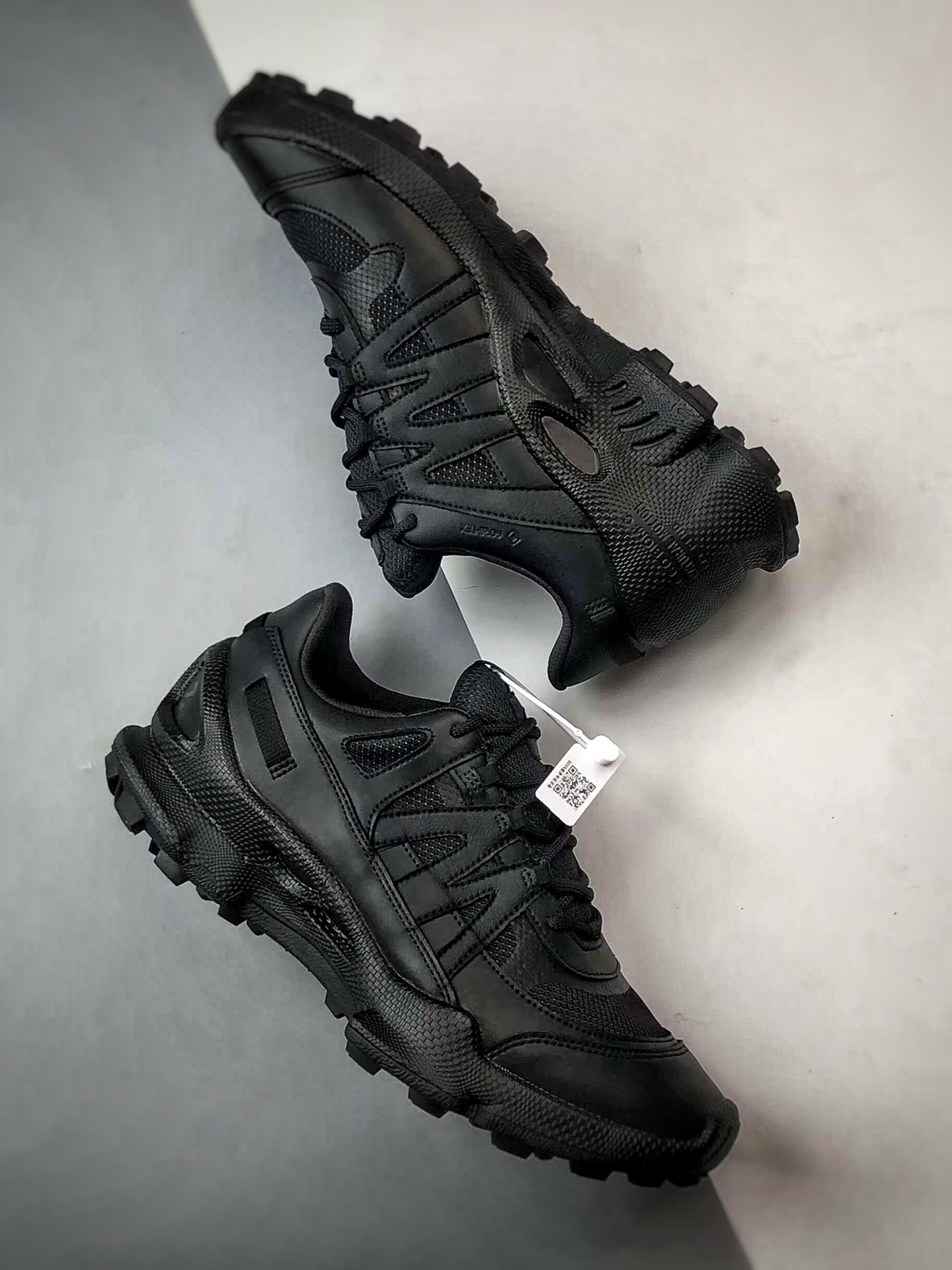 300 Ecco/爱步 健步踪迹系列 户外越野防水透气运动跑鞋 803254-Chinese UA Cheap High Quatity Brand Clothes Bags handbags Sneakers wholesale wholesaler seller from China Factory suppliers Fashion Clothing Shoes best Quality Beautiful Price 300 Ecco/爱步 健步踪迹系列 户外越野防水透气运动跑鞋 803254