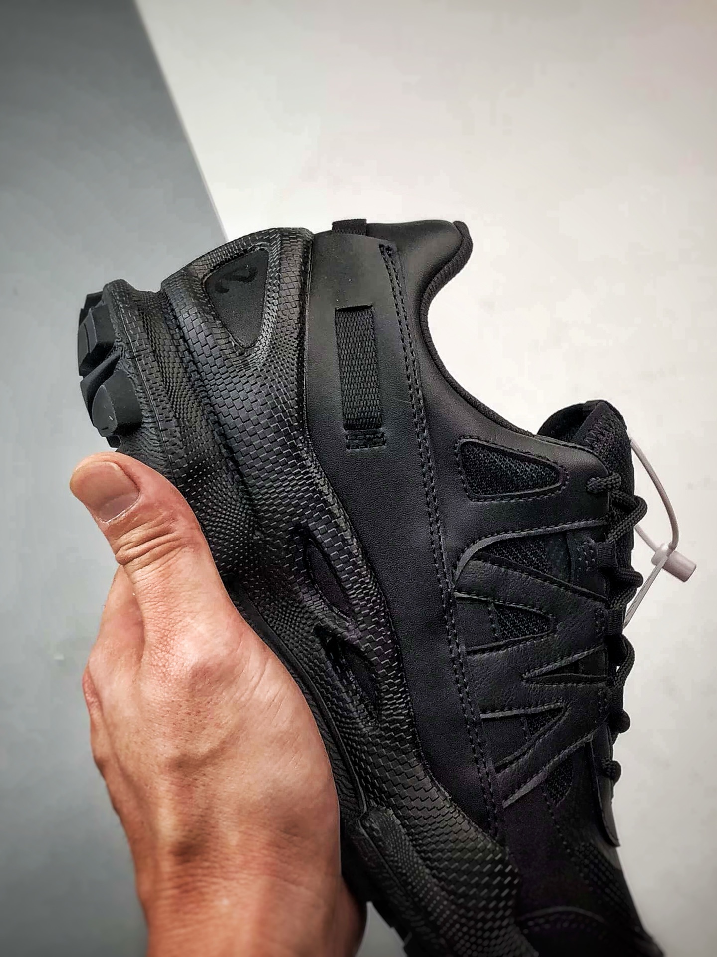 300 Ecco/爱步 健步踪迹系列 户外越野防水透气运动跑鞋 803254-Chinese UA Cheap High Quatity Brand Clothes Bags handbags Sneakers wholesale wholesaler seller from China Factory suppliers Fashion Clothing Shoes best Quality Beautiful Price 300 Ecco/爱步 健步踪迹系列 户外越野防水透气运动跑鞋 803254