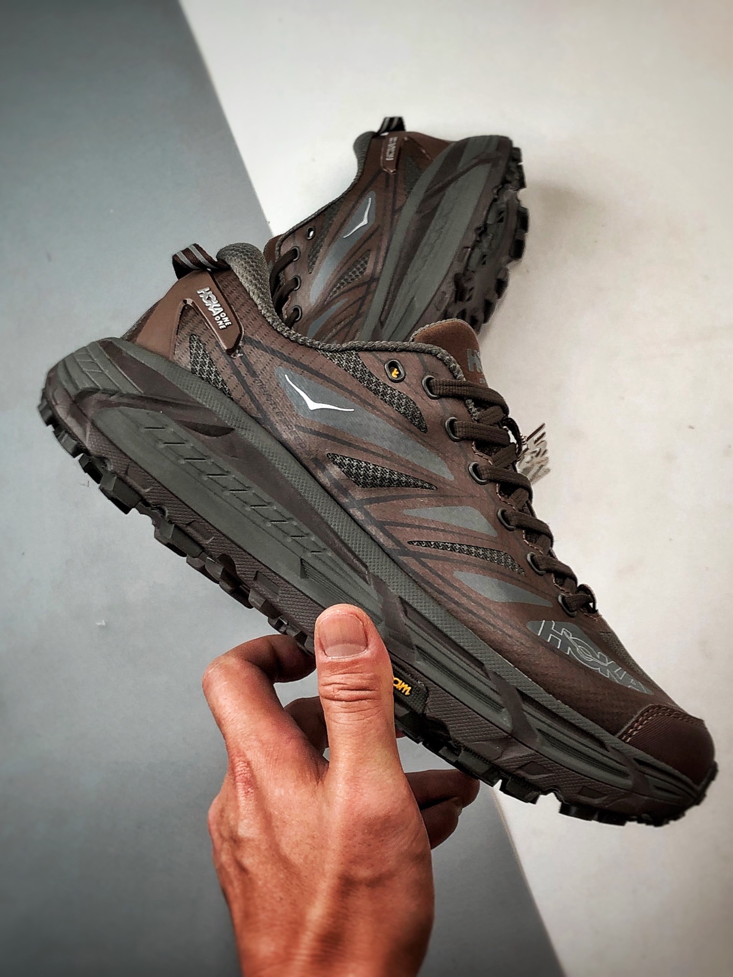 180 Hoka One One Mafate Speed 2 灰棕色 玛法特低帮厚底轻量户外运动鞋 1126851-AYW-Chinese UA Cheap High Quatity Brand Clothes Bags handbags Sneakers wholesale wholesaler seller from China Factory suppliers Fashion Clothing Shoes best Quality Beautiful Price 180 Hoka One One Mafate Speed 2 灰棕色 玛法特低帮厚底轻量户外运动鞋 1126851-AYW