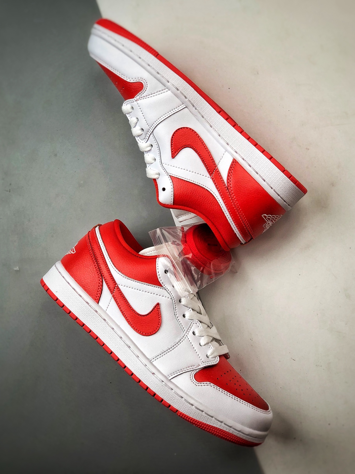200 Air Jordan 1 Low 红白 DC0774-110