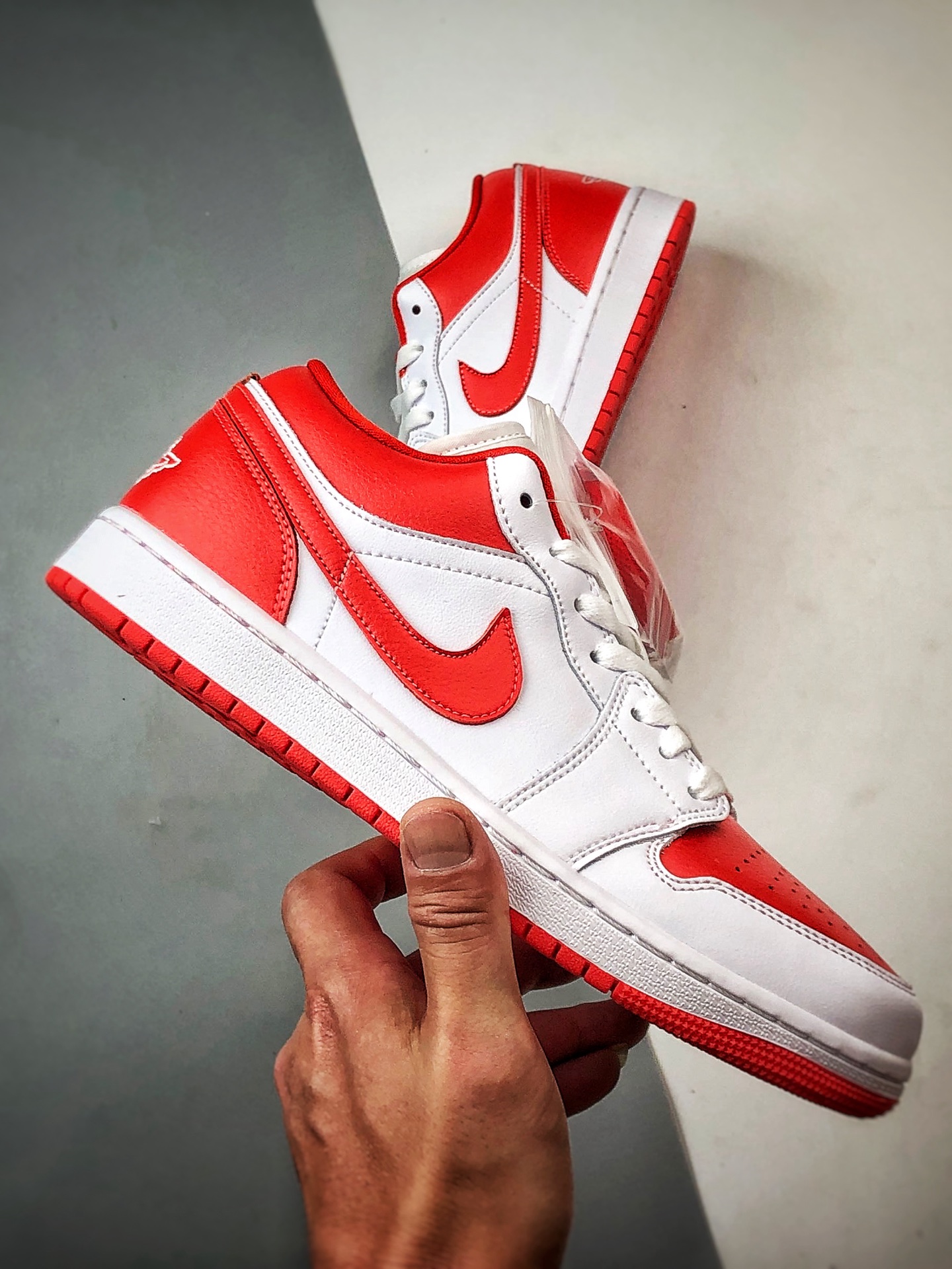 200 Air Jordan 1 Low 红白 DC0774-110