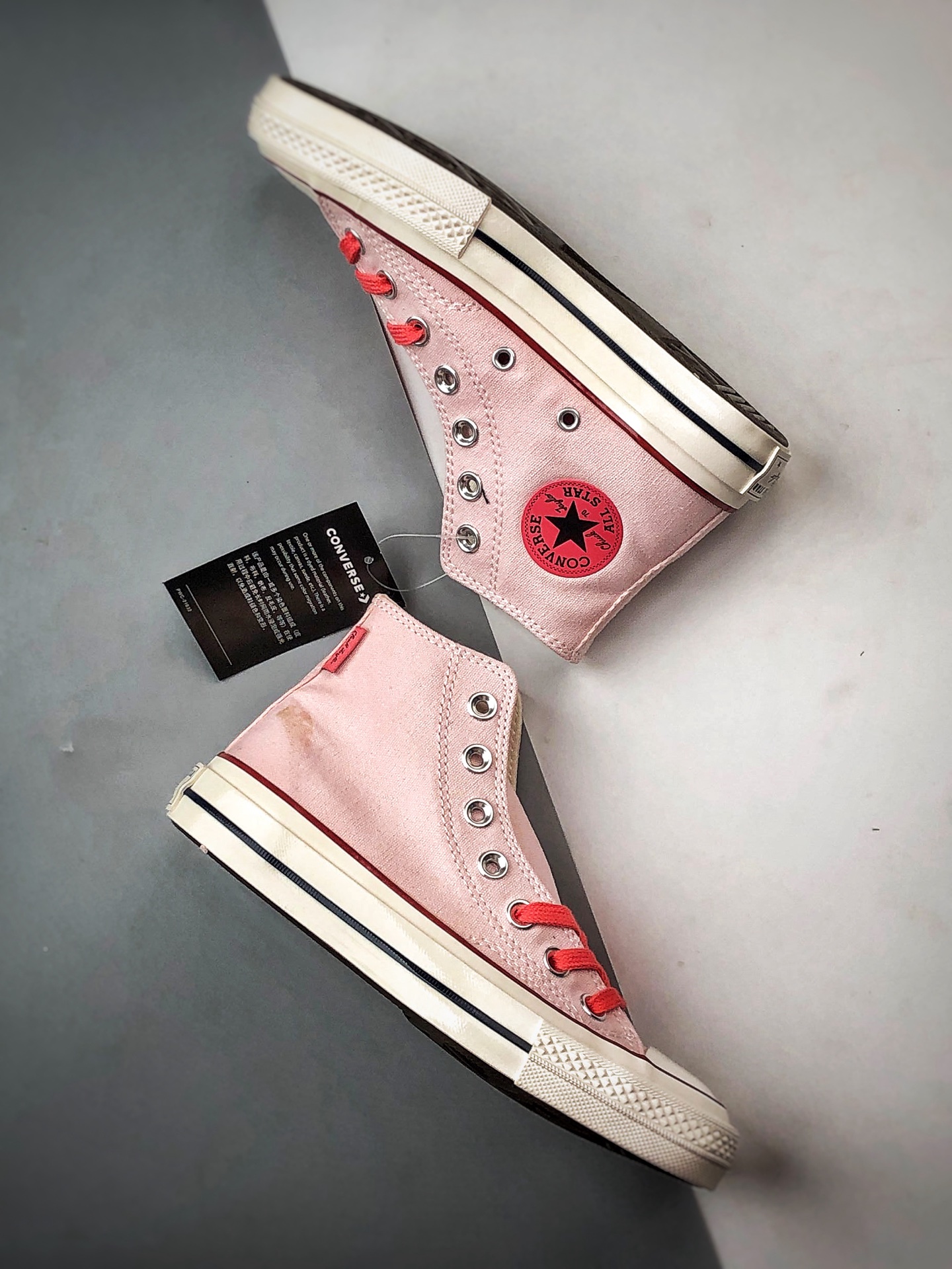 Converse Chuck 70 SNL 樱花粉 匡威 高帮耐磨防滑休闲帆布鞋 A18854C-Top High Quatity Cheap Sneakers Fashion Clothing Clothes Bags handbags Shoes of all Brand wholesale With The best Quality And Beautiful Price from China Factory Chinese suppliers wholesaler seller Converse Chuck 70 SNL 樱花粉 匡威 高帮耐磨防滑休闲帆布鞋 A18854C