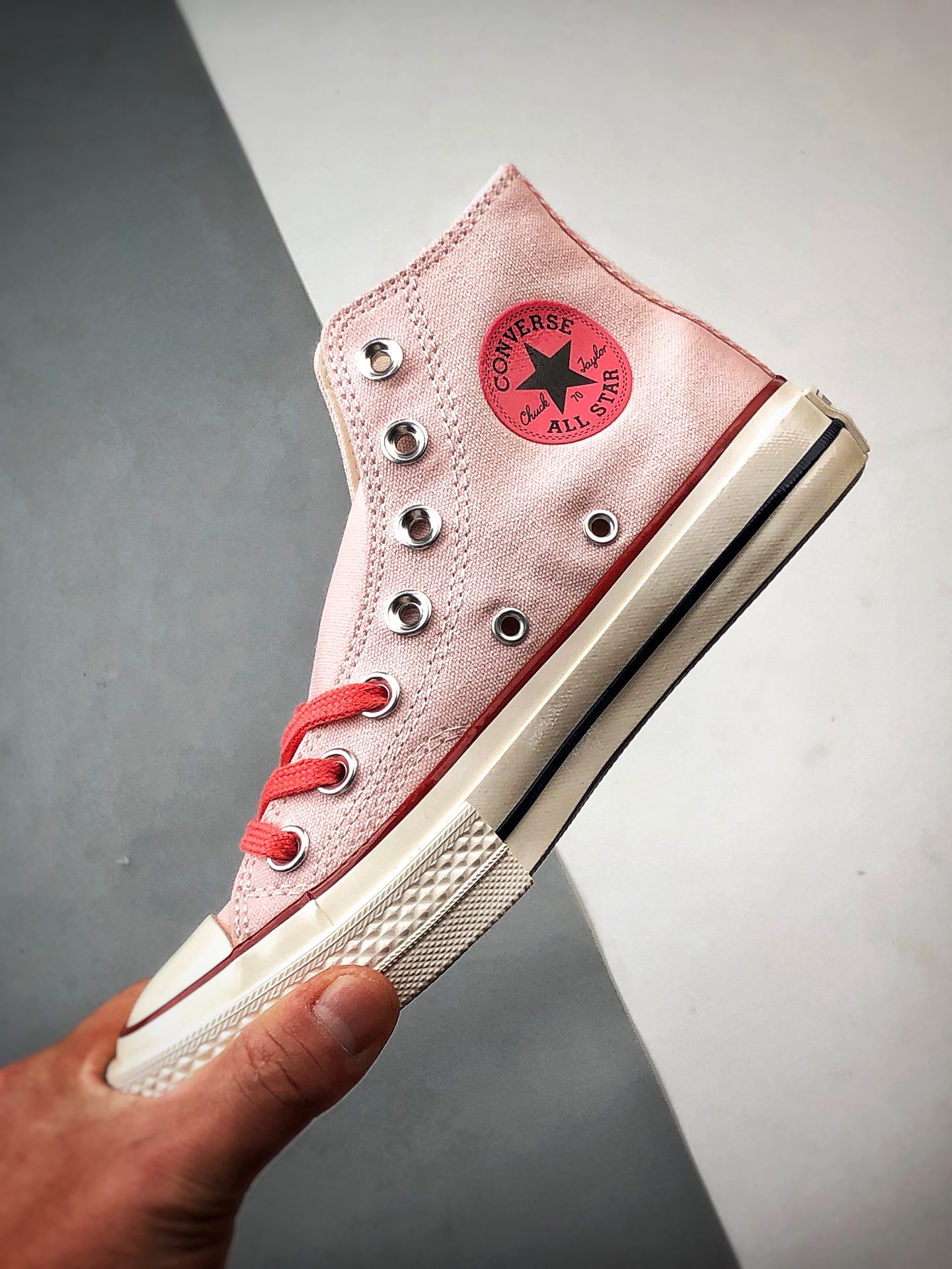 Converse Chuck 70 SNL 樱花粉 匡威 高帮耐磨防滑休闲帆布鞋 A18854C-Top High Quatity Cheap Sneakers Fashion Clothing Clothes Bags handbags Shoes of all Brand wholesale With The best Quality And Beautiful Price from China Factory Chinese suppliers wholesaler seller Converse Chuck 70 SNL 樱花粉 匡威 高帮耐磨防滑休闲帆布鞋 A18854C