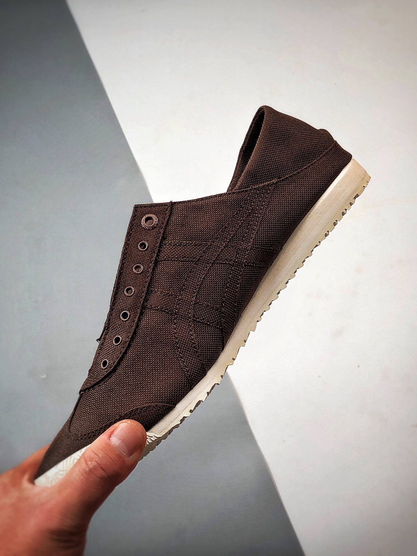 Asics 鬼冢虎 Mexico 66 SD 深棕色 1183C432-200-Top High Quatity Cheap Sneakers Fashion Clothing Clothes Bags handbags Shoes of all Brand wholesale With The best Quality And Beautiful Price from China Factory Chinese suppliers wholesaler seller Asics 鬼冢虎 Mexico 66 SD 深棕色 1183C432-200