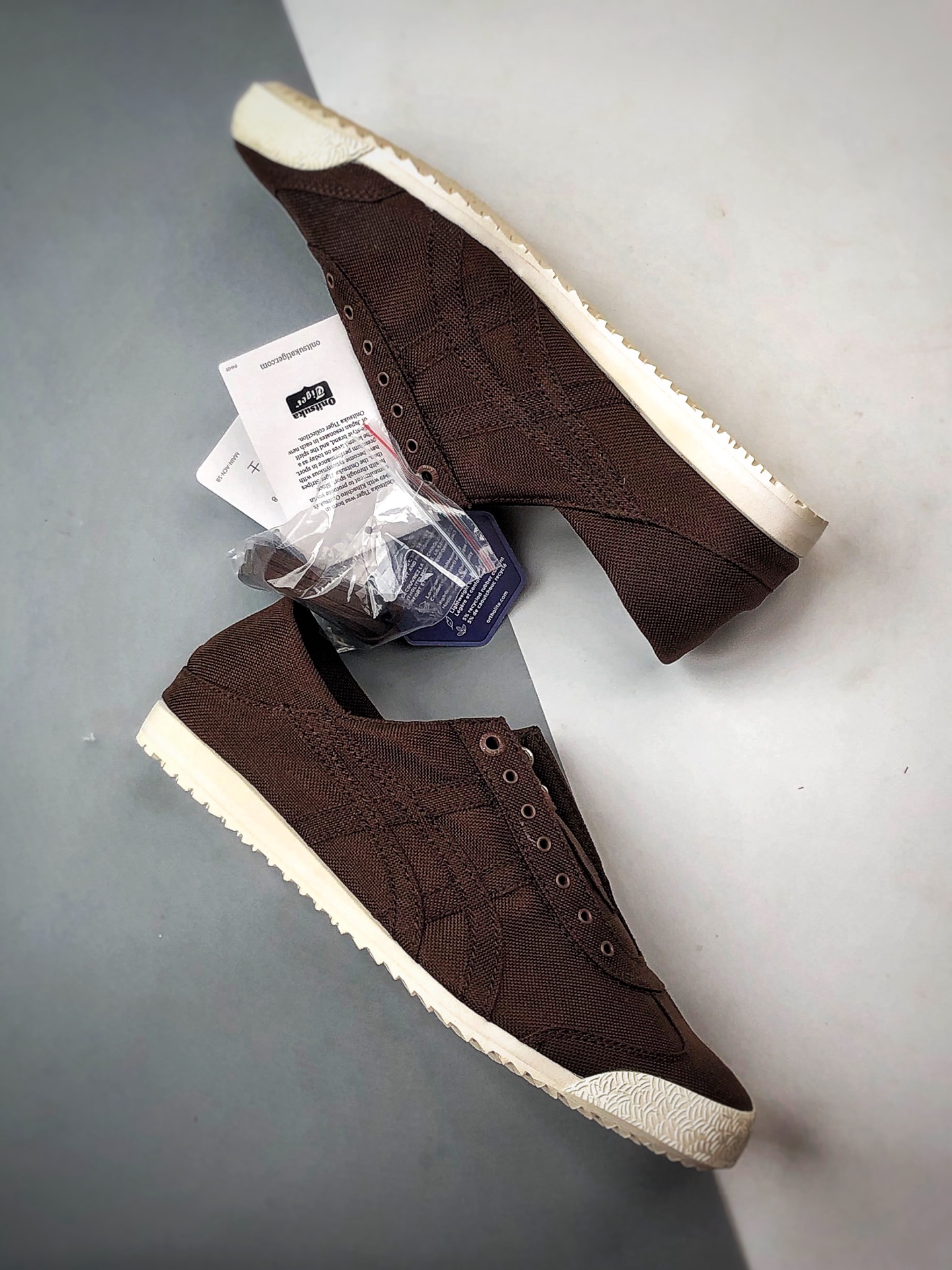 Asics 鬼冢虎 Mexico 66 SD 深棕色 1183C432-200-Top High Quatity Cheap Sneakers Fashion Clothing Clothes Bags handbags Shoes of all Brand wholesale With The best Quality And Beautiful Price from China Factory Chinese suppliers wholesaler seller Asics 鬼冢虎 Mexico 66 SD 深棕色 1183C432-200