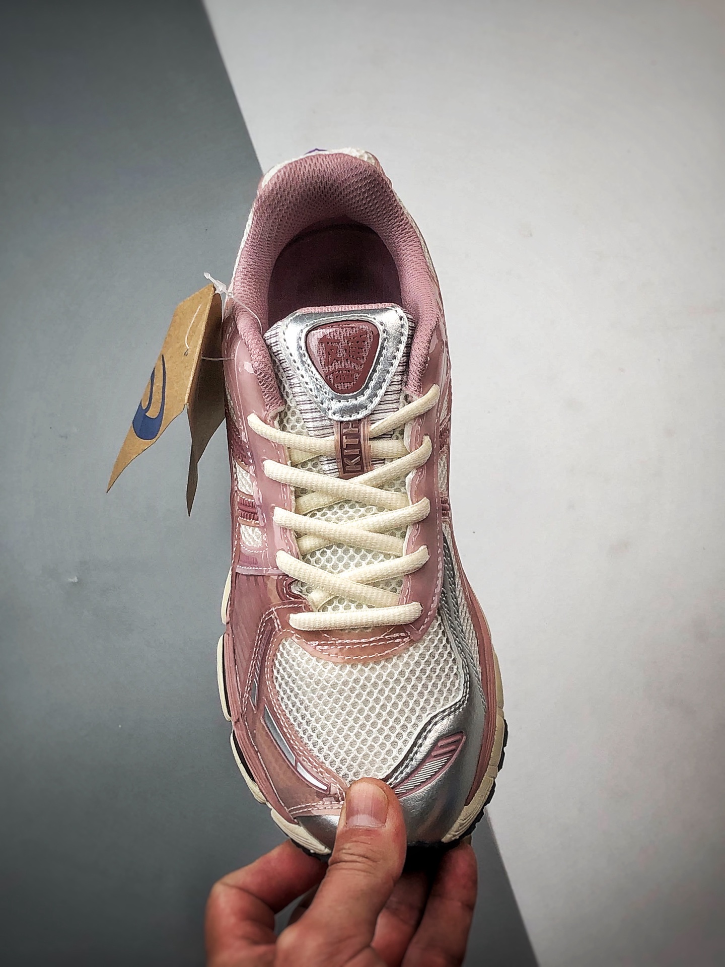 KITH x Asics Gel-Kayano 12.1 粉色 亚瑟士联名百搭休闲运动慢跑鞋 1203B144-101 KITH x Asics Gel-Kayano 12.1 粉色 亚瑟士联名百搭休闲运动慢跑鞋 1203B144-101