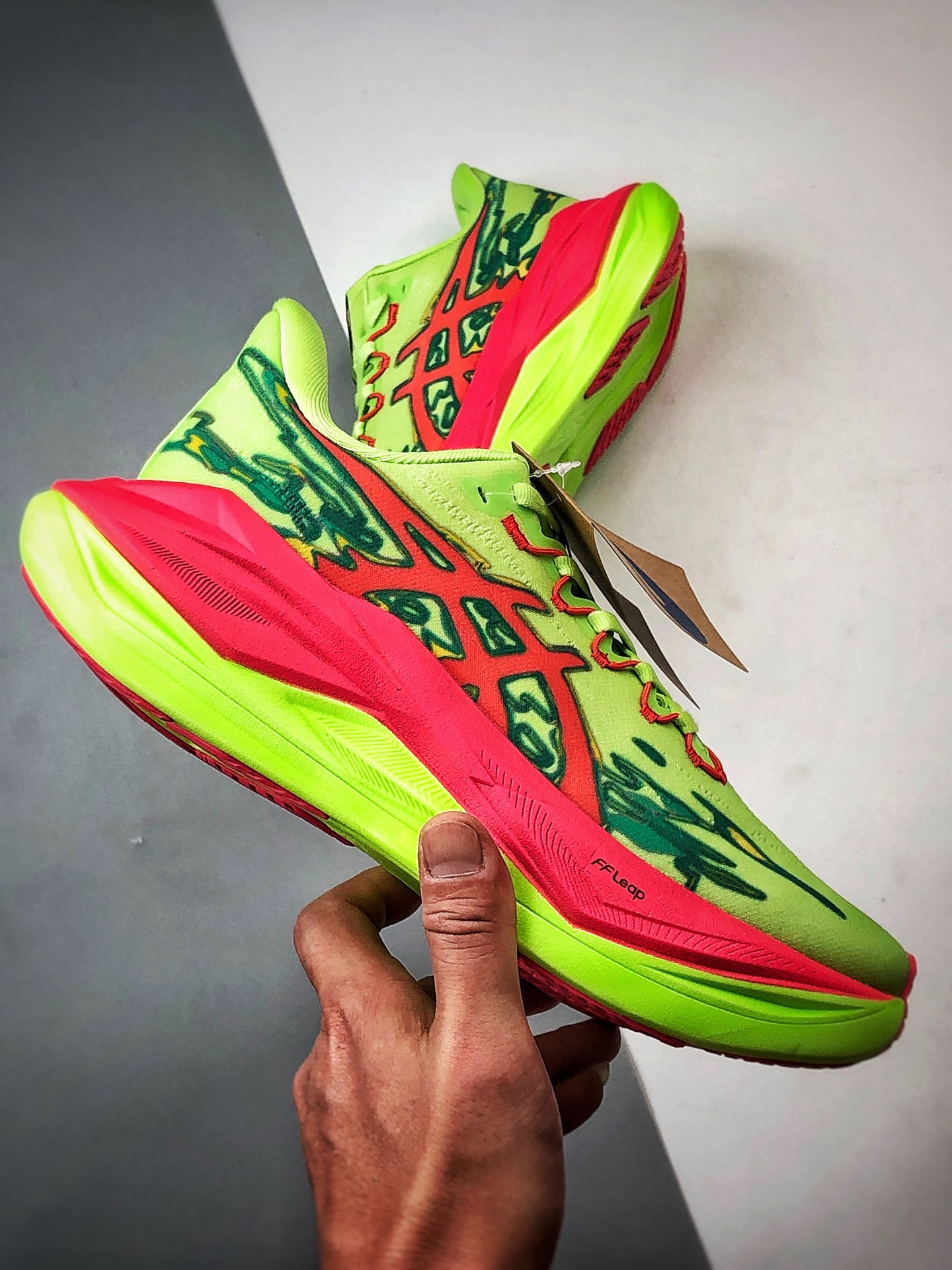 Asics SuperBlast 3 绿红色 轻量回弹舒适透气支撑跑步鞋 1013A189-002-Top High Quatity Cheap Sneakers Fashion Clothing Clothes Bags handbags Shoes of all Brand wholesale With The best Quality And Beautiful Price from China Factory Chinese suppliers wholesaler seller Asics SuperBlast 3 绿红色 轻量回弹舒适透气支撑跑步鞋 1013A189-002
