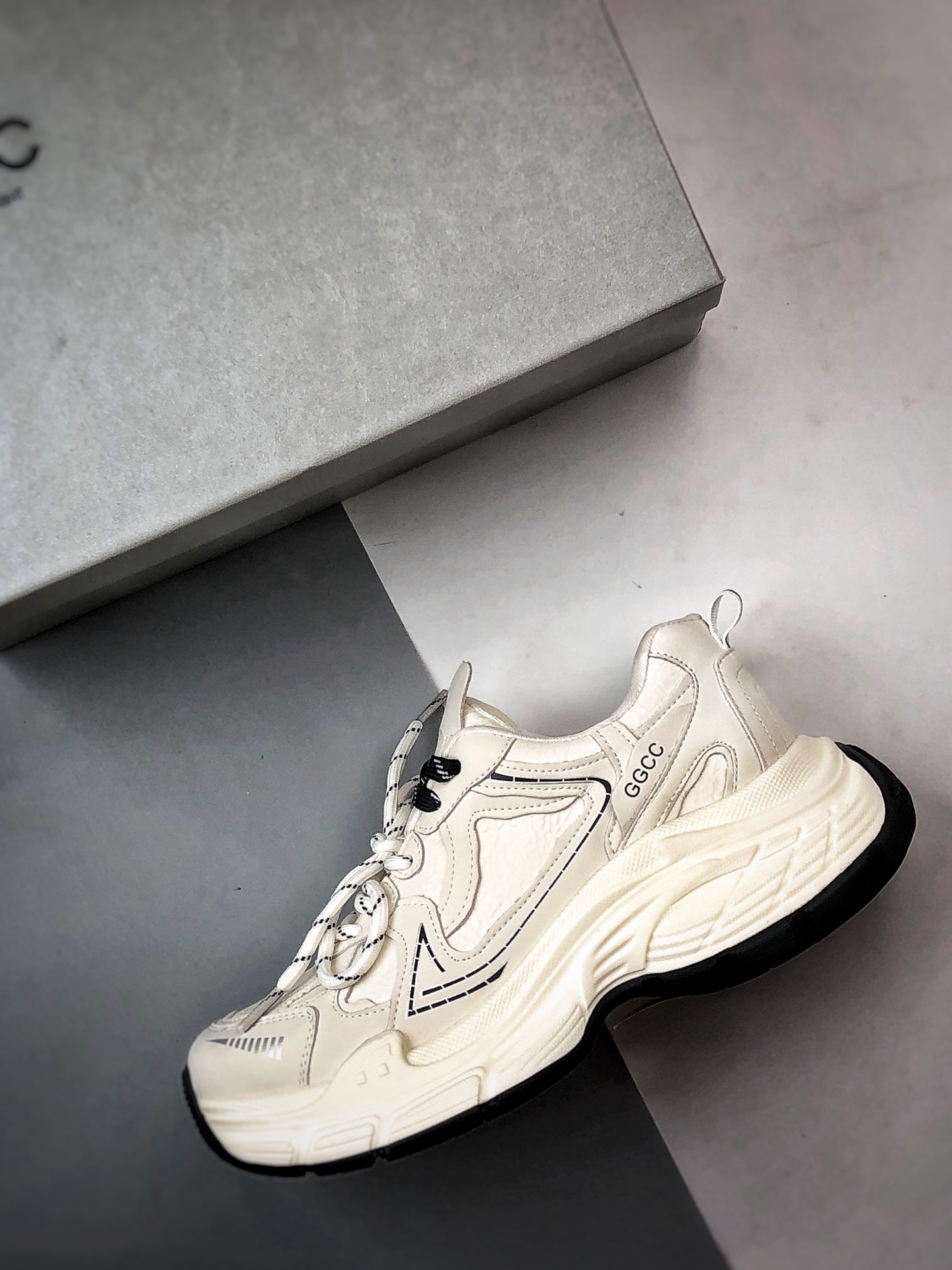 GG-CC 星河光谱 系列 米白 26ss新款 休闲运动厚底增高老爹鞋-Top High Quatity Cheap Sneakers Fashion Clothing Clothes Bags handbags Shoes of all Brand wholesale With The best Quality And Beautiful Price from China Factory Chinese suppliers wholesaler seller GG-CC 星河光谱 系列 米白 26ss新款 休闲运动厚底增高老爹鞋