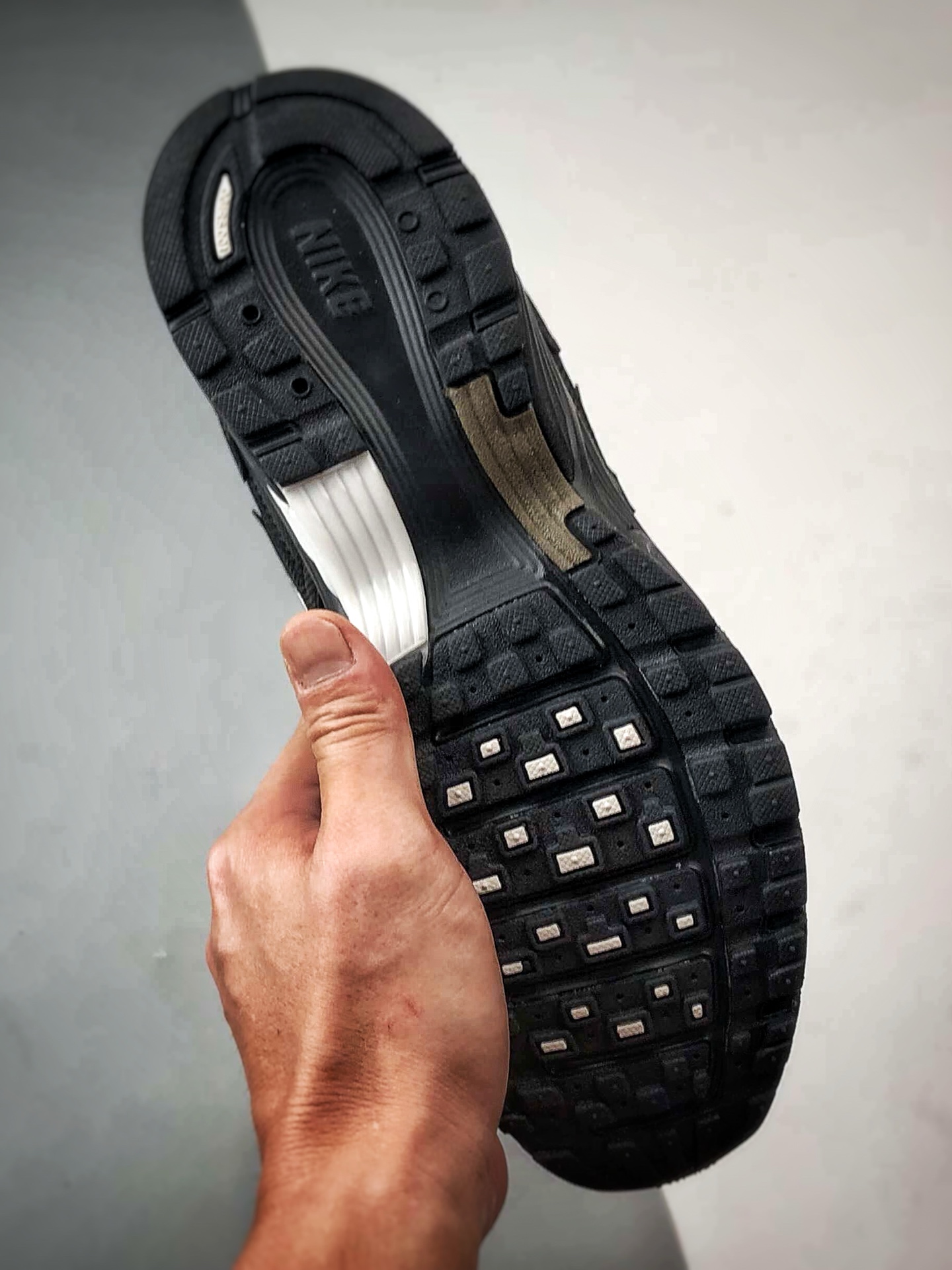 NK P-6000 追梦太空 黑色 IQ0298-010-Top High Quatity Cheap Sneakers Fashion Clothing Clothes Bags handbags Shoes of all Brand wholesale With The best Quality And Beautiful Price from China Factory Chinese suppliers wholesaler seller NK P-6000 追梦太空 黑色 IQ0298-010