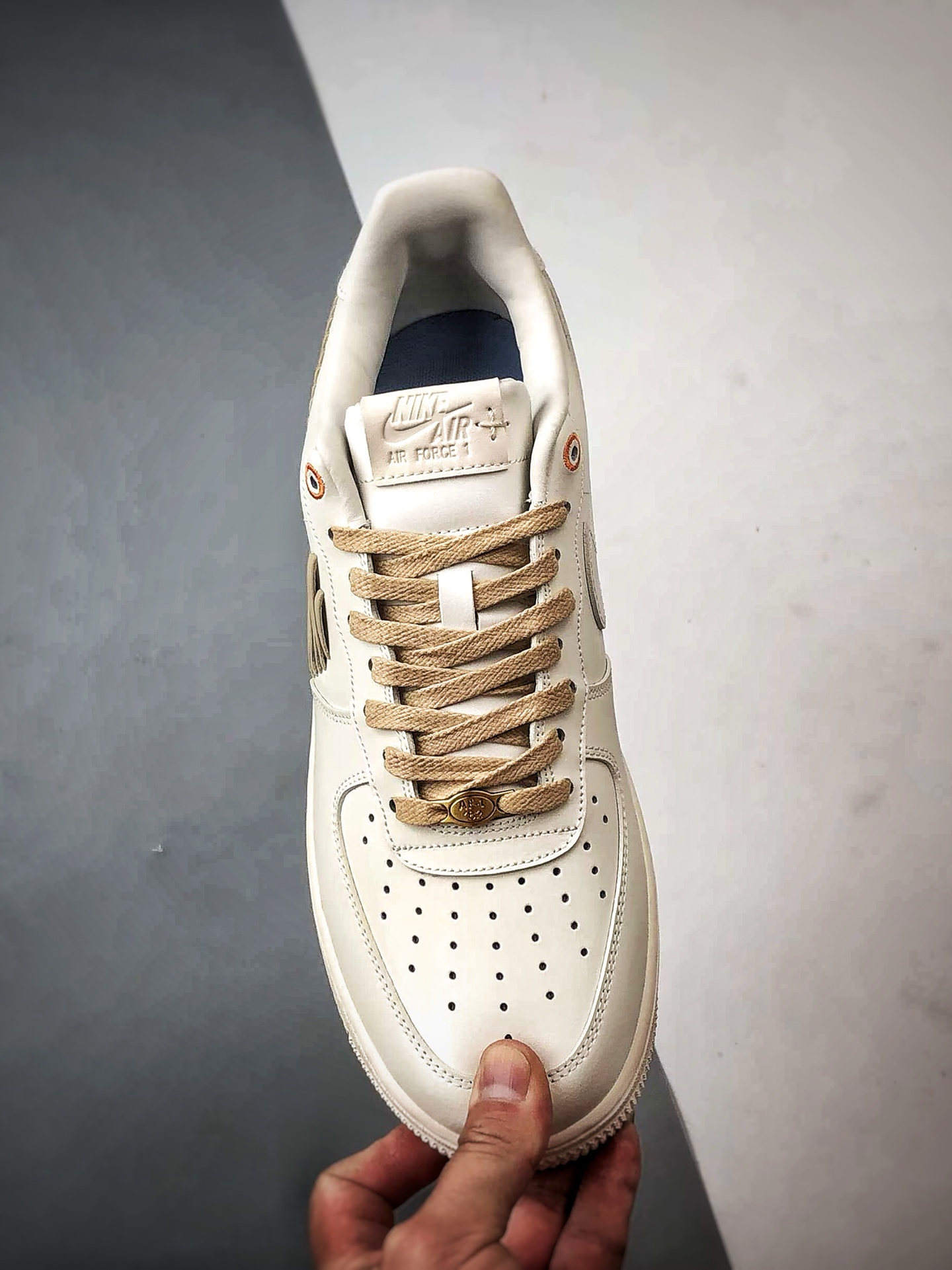 Air Force 1 '07 Low 米白浅卡其 IR7011-121-Top High Quatity Cheap Sneakers Fashion Clothing Clothes Bags handbags Shoes of all Brand wholesale With The best Quality And Beautiful Price from China Factory Chinese suppliers wholesaler seller Air Force 1 '07 Low 米白浅卡其 IR7011-121