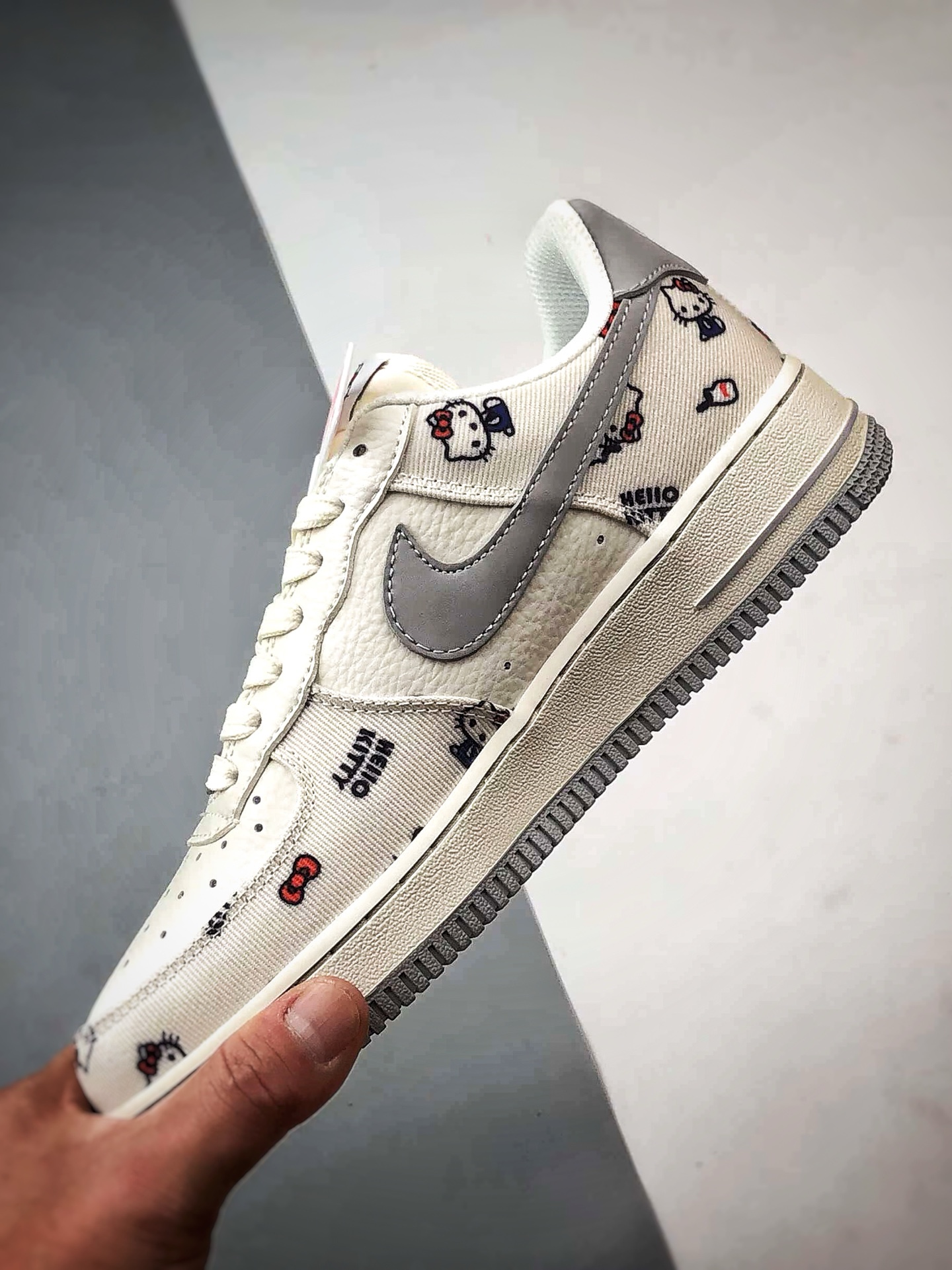Sup x Air Force 1 Low 凯蒂猫米白灰 NH0601-608