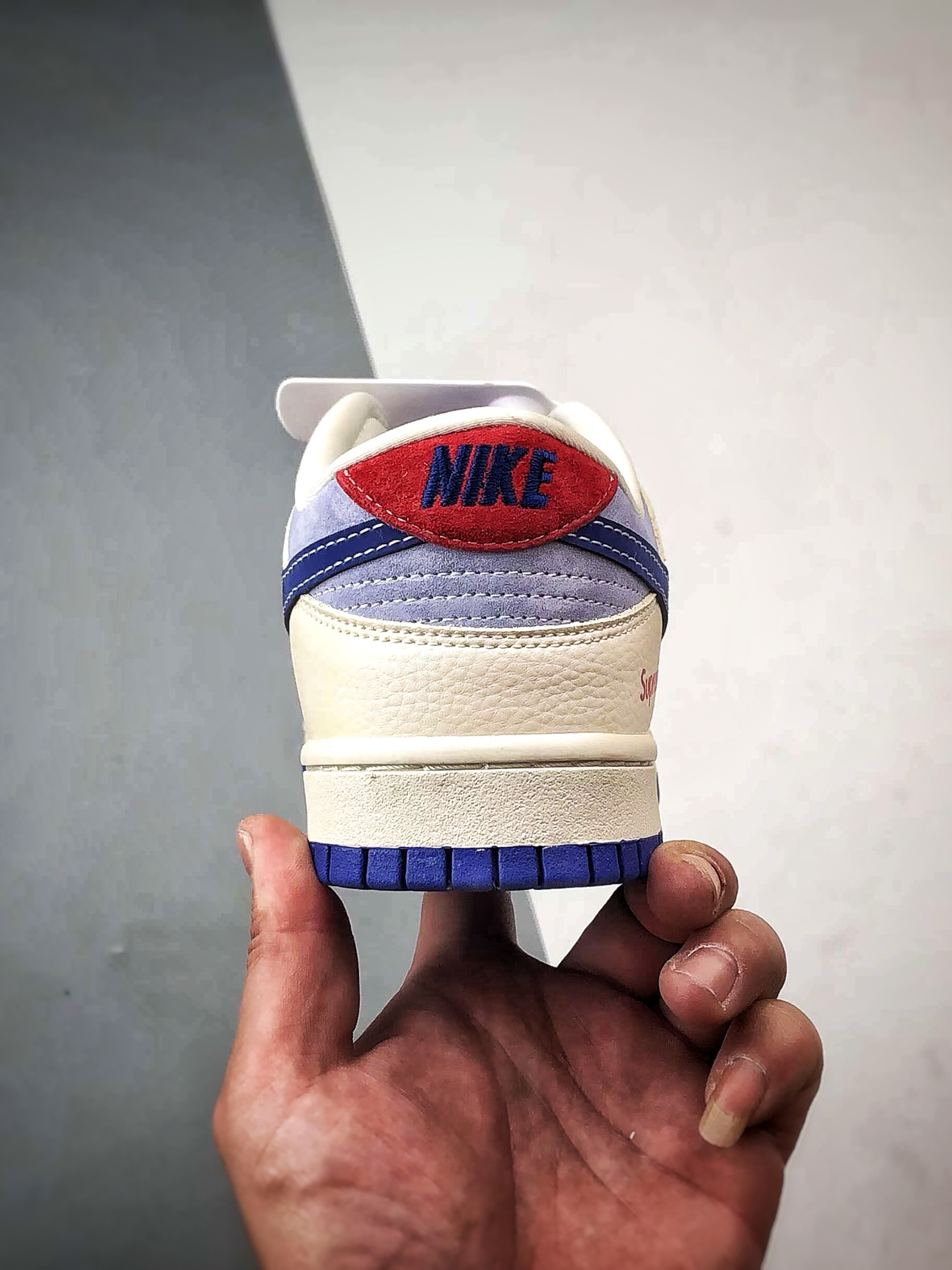 NK Dunk Low Retro ”DIY高端定制” Sup麂皮拼接米白蓝 低帮休闲运动板鞋 TX1688-005-Top High Quatity Cheap Sneakers Fashion Clothing Clothes Bags handbags Shoes of all Brand wholesale With The best Quality And Beautiful Price from China Factory Chinese suppliers wholesaler seller NK Dunk Low Retro ”DIY高端定制” Sup麂皮拼接米白蓝 低帮休闲运动板鞋 TX1688-005