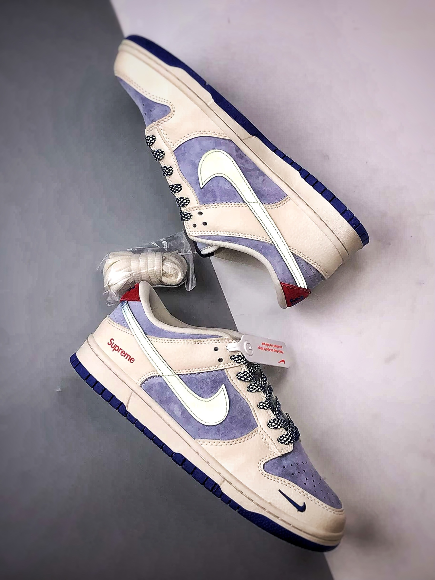 NK Dunk Low Retro ”DIY高端定制” Sup麂皮拼接米白蓝 低帮休闲运动板鞋 TX1688-005-Top High Quatity Cheap Sneakers Fashion Clothing Clothes Bags handbags Shoes of all Brand wholesale With The best Quality And Beautiful Price from China Factory Chinese suppliers wholesaler seller NK Dunk Low Retro ”DIY高端定制” Sup麂皮拼接米白蓝 低帮休闲运动板鞋 TX1688-005