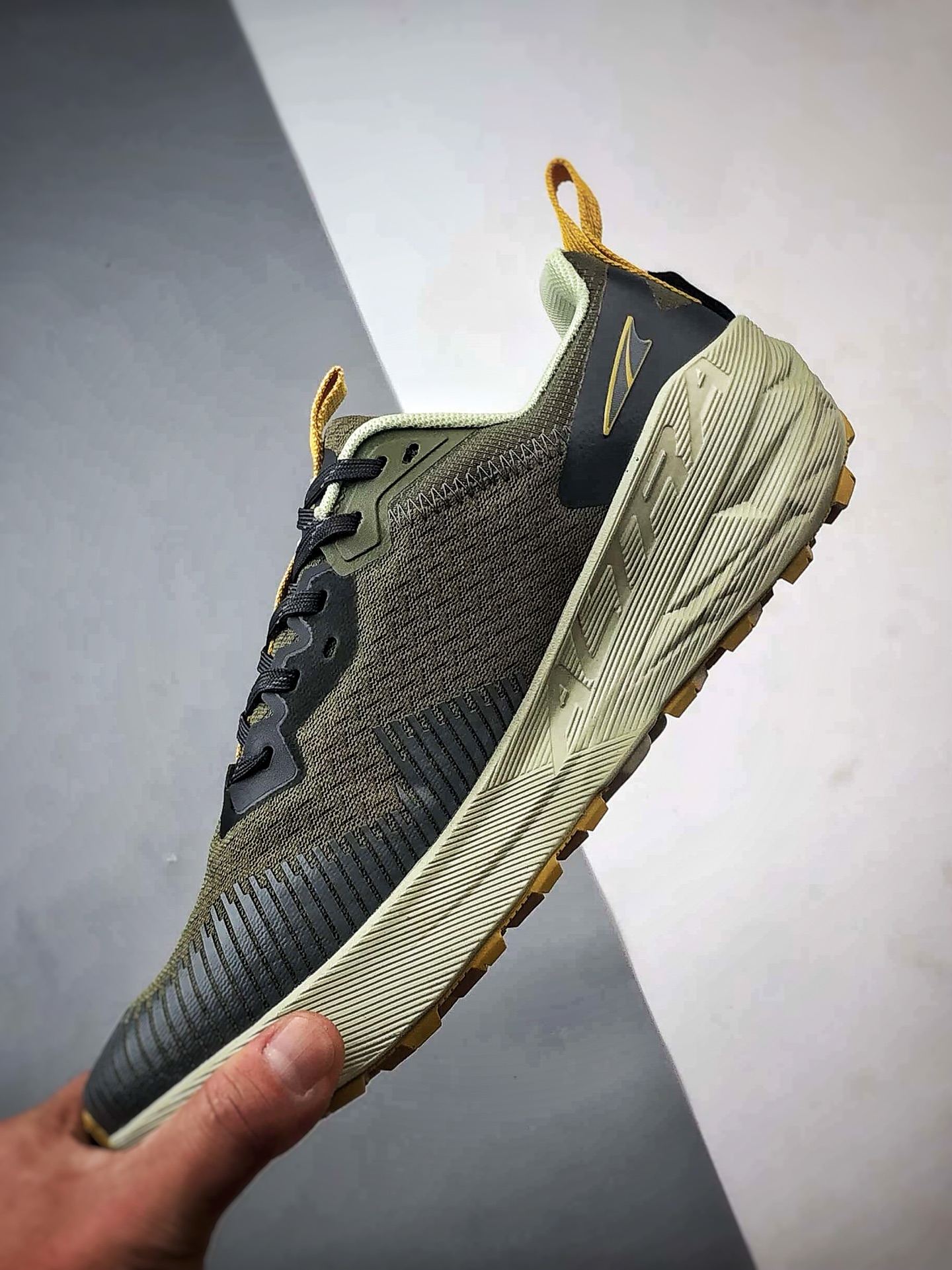 Altra Experience Wild 2 军绿 二代轻量舒适透气全能越野跑步鞋-Top High Quatity Cheap Sneakers Fashion Clothing Clothes Bags handbags Shoes of all Brand wholesale With The best Quality And Beautiful Price from China Factory Chinese suppliers wholesaler seller Altra Experience Wild 2 军绿 二代轻量舒适透气全能越野跑步鞋