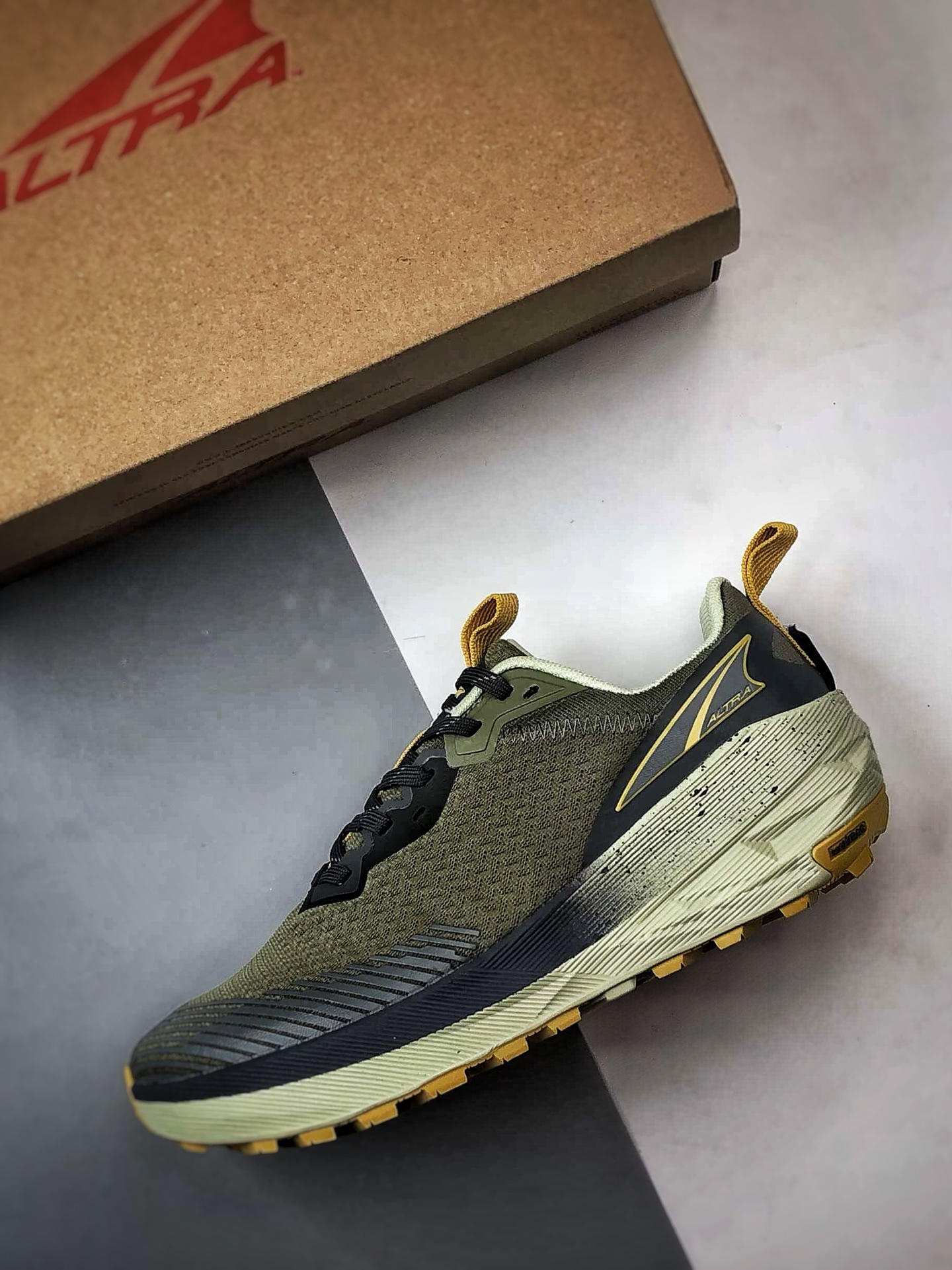Altra Experience Wild 2 军绿 二代轻量舒适透气全能越野跑步鞋-Top High Quatity Cheap Sneakers Fashion Clothing Clothes Bags handbags Shoes of all Brand wholesale With The best Quality And Beautiful Price from China Factory Chinese suppliers wholesaler seller Altra Experience Wild 2 军绿 二代轻量舒适透气全能越野跑步鞋
