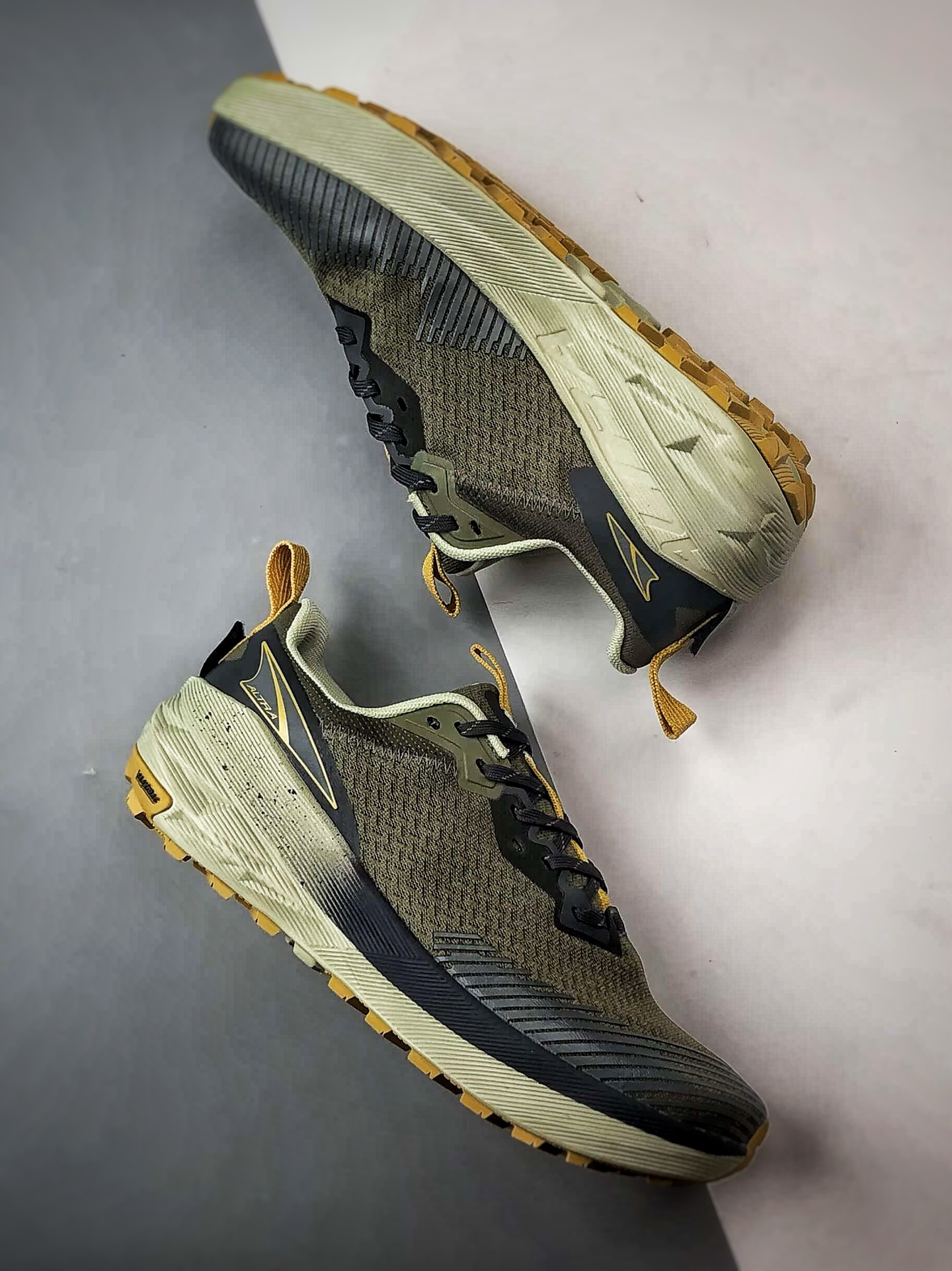Altra Experience Wild 2 军绿 二代轻量舒适透气全能越野跑步鞋-Top High Quatity Cheap Sneakers Fashion Clothing Clothes Bags handbags Shoes of all Brand wholesale With The best Quality And Beautiful Price from China Factory Chinese suppliers wholesaler seller Altra Experience Wild 2 军绿 二代轻量舒适透气全能越野跑步鞋
