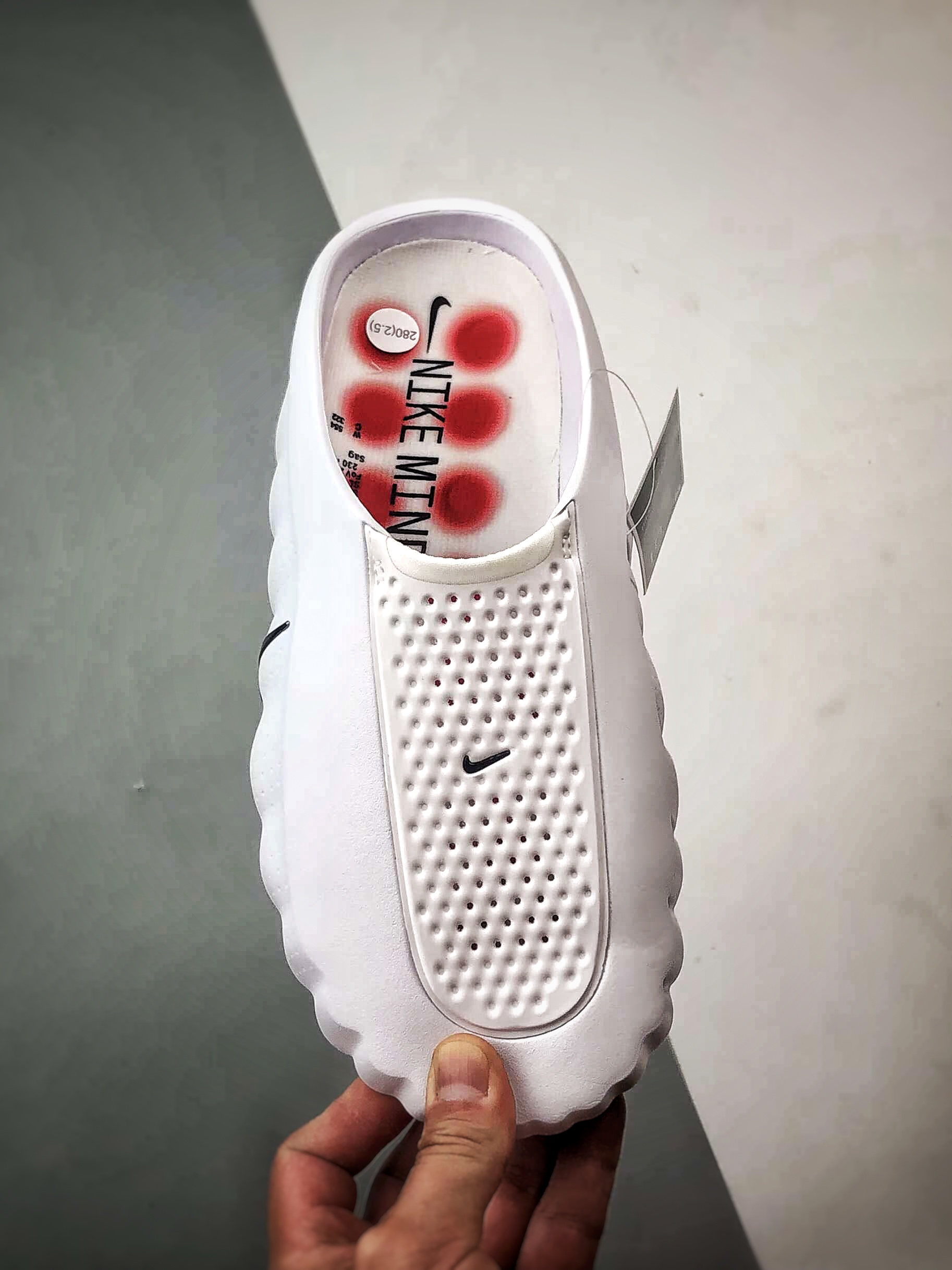 NK Mind 001 白色 黑科技足底按摩舒适贴合包头拖鞋 HQ4307-101-Top High Quatity Cheap Sneakers Fashion Clothing Clothes Bags handbags Shoes of all Brand wholesale With The best Quality And Beautiful Price from China Factory Chinese suppliers wholesaler seller NK Mind 001 白色 黑科技足底按摩舒适贴合包头拖鞋 HQ4307-101