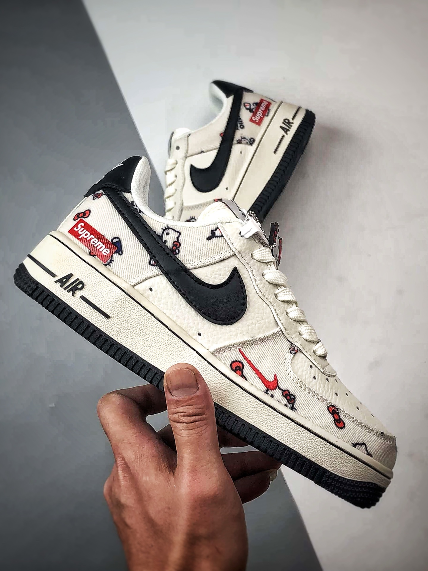 Sup x Air Force 1 Low 凯蒂猫米白黑 NH0601-607-Top High Quatity Cheap Sneakers Fashion Clothing Clothes Bags handbags Shoes of all Brand wholesale With The best Quality And Beautiful Price from China Factory Chinese suppliers wholesaler seller Sup x Air Force 1 Low 凯蒂猫米白黑 NH0601-607