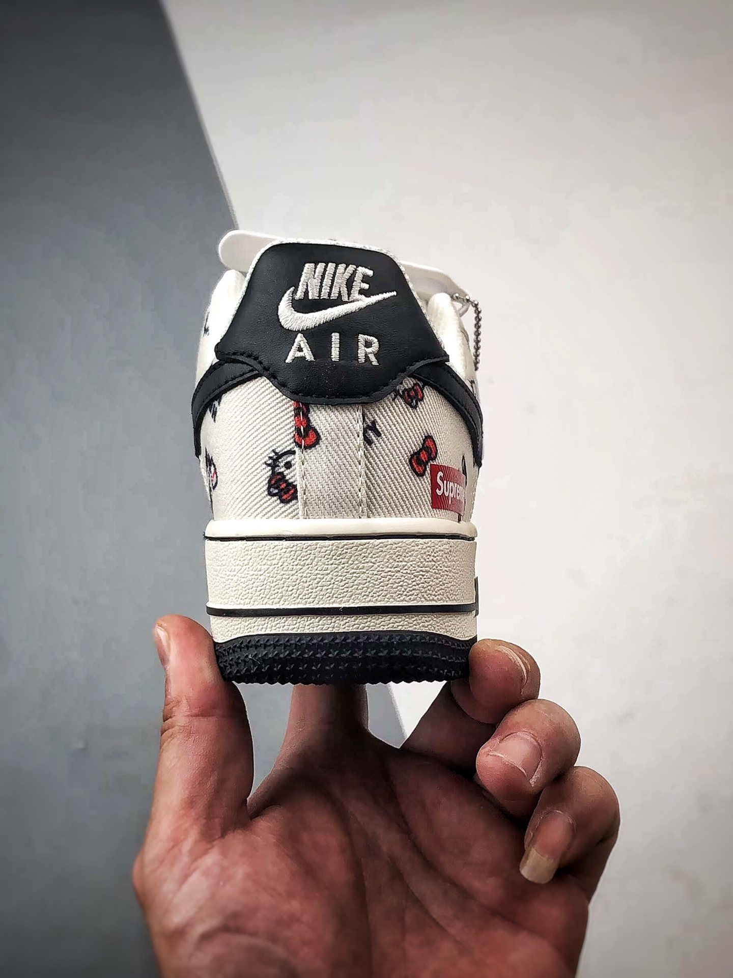 Sup x Air Force 1 Low 凯蒂猫米白黑 NH0601-607-Top High Quatity Cheap Sneakers Fashion Clothing Clothes Bags handbags Shoes of all Brand wholesale With The best Quality And Beautiful Price from China Factory Chinese suppliers wholesaler seller Sup x Air Force 1 Low 凯蒂猫米白黑 NH0601-607