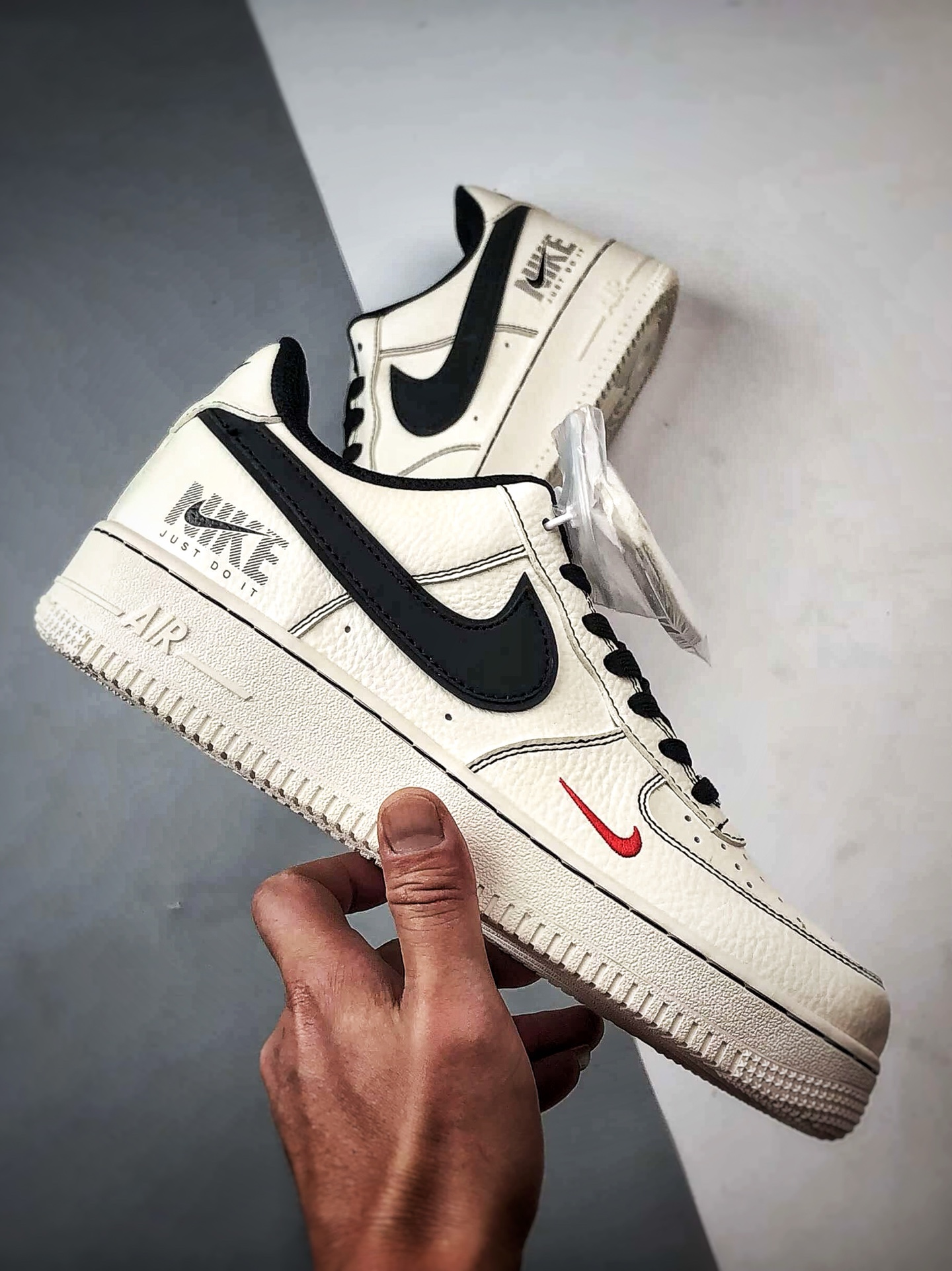 Air Force 1 '07 Low 米白黑反光钩 MM3399-826-Top High Quatity Cheap Sneakers Fashion Clothing Clothes Bags handbags Shoes of all Brand wholesale With The best Quality And Beautiful Price from China Factory Chinese suppliers wholesaler seller Air Force 1 '07 Low 米白黑反光钩 MM3399-826