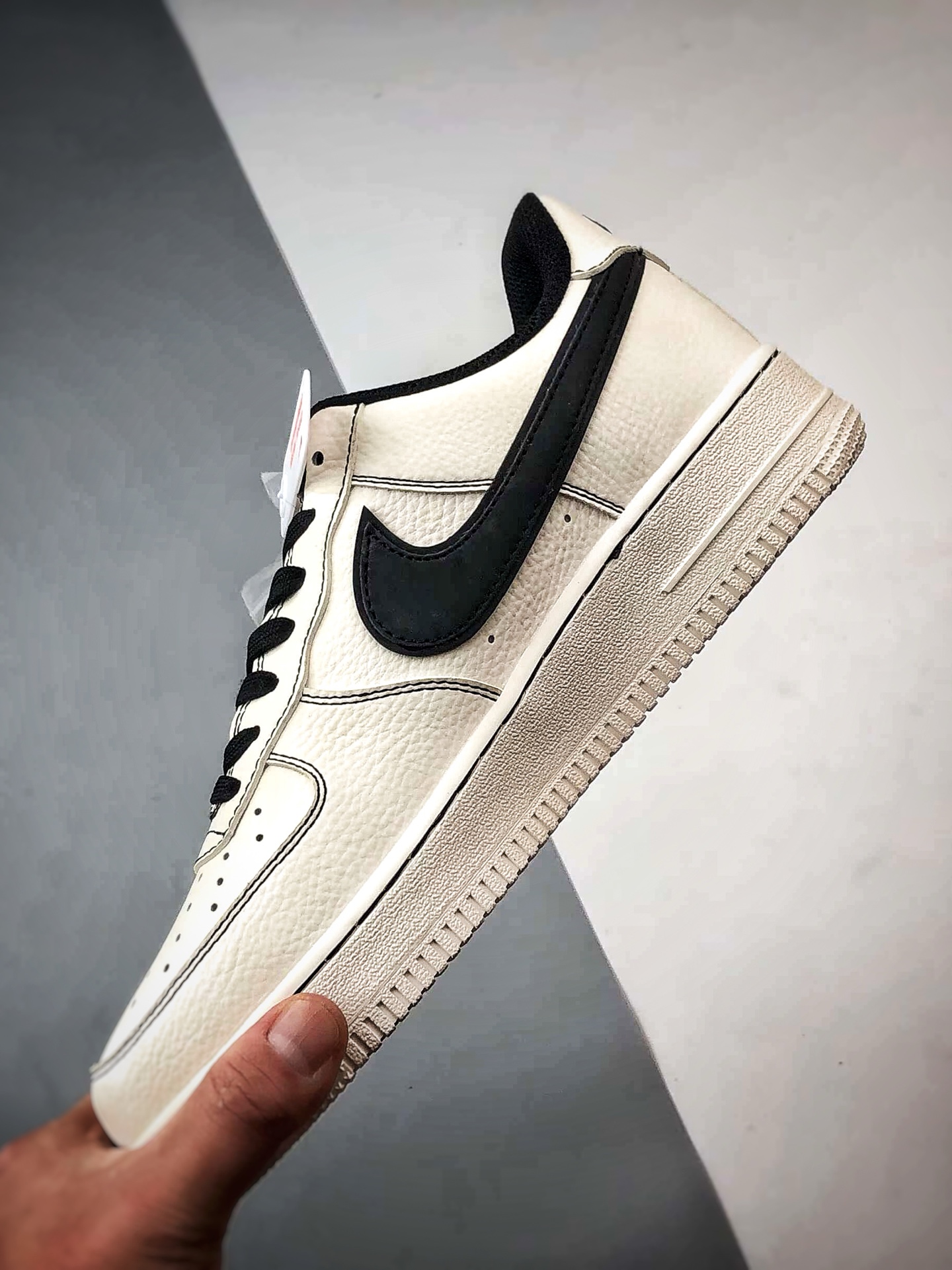 Air Force 1 '07 Low 米白黑反光钩 MM3399-826-Top High Quatity Cheap Sneakers Fashion Clothing Clothes Bags handbags Shoes of all Brand wholesale With The best Quality And Beautiful Price from China Factory Chinese suppliers wholesaler seller Air Force 1 '07 Low 米白黑反光钩 MM3399-826