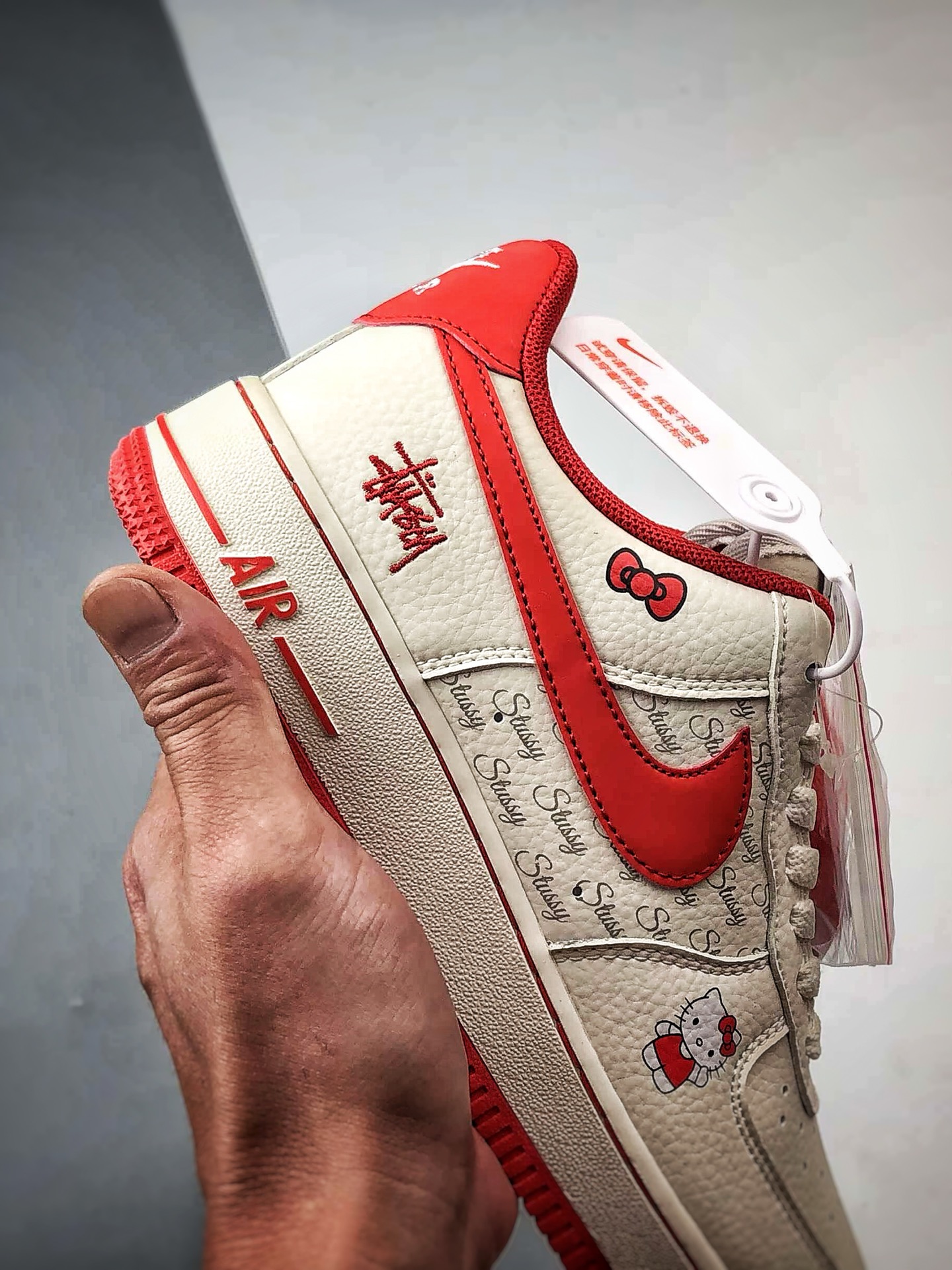 Stussy x Air Force 1 Low 米白红反光钩 QZ6683-902-Top High Quatity Cheap Sneakers Fashion Clothing Clothes Bags handbags Shoes of all Brand wholesale With The best Quality And Beautiful Price from China Factory Chinese suppliers wholesaler seller Stussy x Air Force 1 Low 米白红反光钩 QZ6683-902
