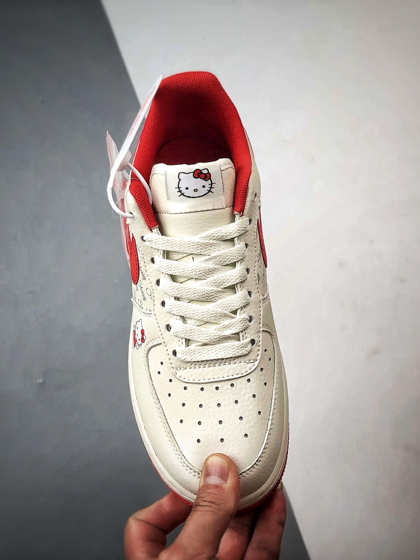 Stussy x Air Force 1 Low 米白红反光钩 QZ6683-902-Top High Quatity Cheap Sneakers Fashion Clothing Clothes Bags handbags Shoes of all Brand wholesale With The best Quality And Beautiful Price from China Factory Chinese suppliers wholesaler seller Stussy x Air Force 1 Low 米白红反光钩 QZ6683-902