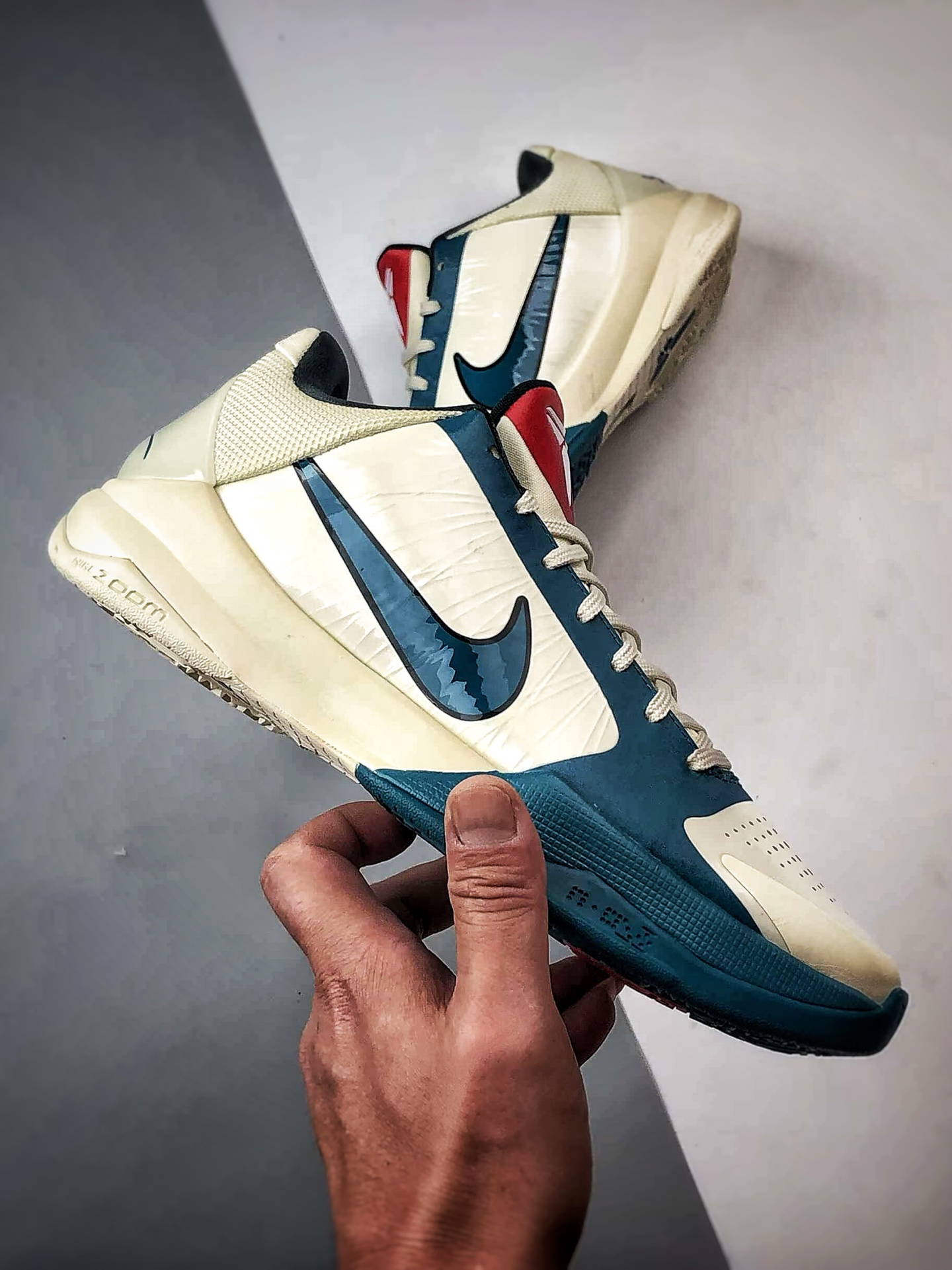 NK Zoom Kobe 5 Caitlin Clark Protro PE S2纯原生产线 IZ1852-100-Top High Quatity Cheap Sneakers Fashion Clothing Clothes Bags handbags Shoes of all Brand wholesale With The best Quality And Beautiful Price from China Factory Chinese suppliers wholesaler seller NK Zoom Kobe 5 Caitlin Clark Protro PE S2纯原生产线 IZ1852-100