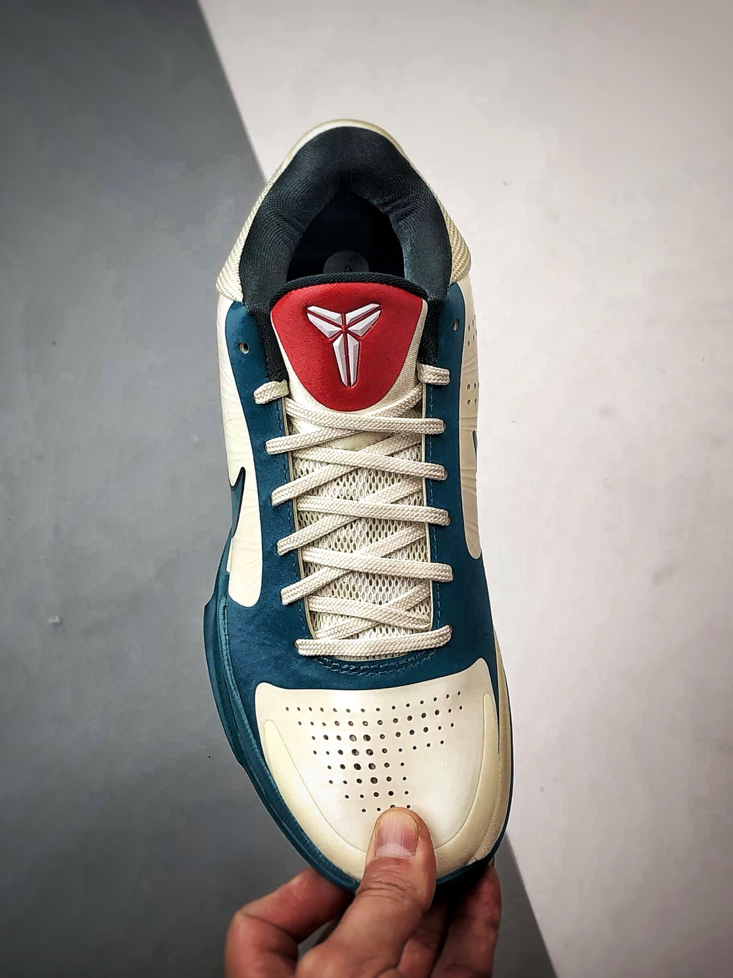 NK Zoom Kobe 5 Caitlin Clark Protro PE S2纯原生产线 IZ1852-100-Top High Quatity Cheap Sneakers Fashion Clothing Clothes Bags handbags Shoes of all Brand wholesale With The best Quality And Beautiful Price from China Factory Chinese suppliers wholesaler seller NK Zoom Kobe 5 Caitlin Clark Protro PE S2纯原生产线 IZ1852-100