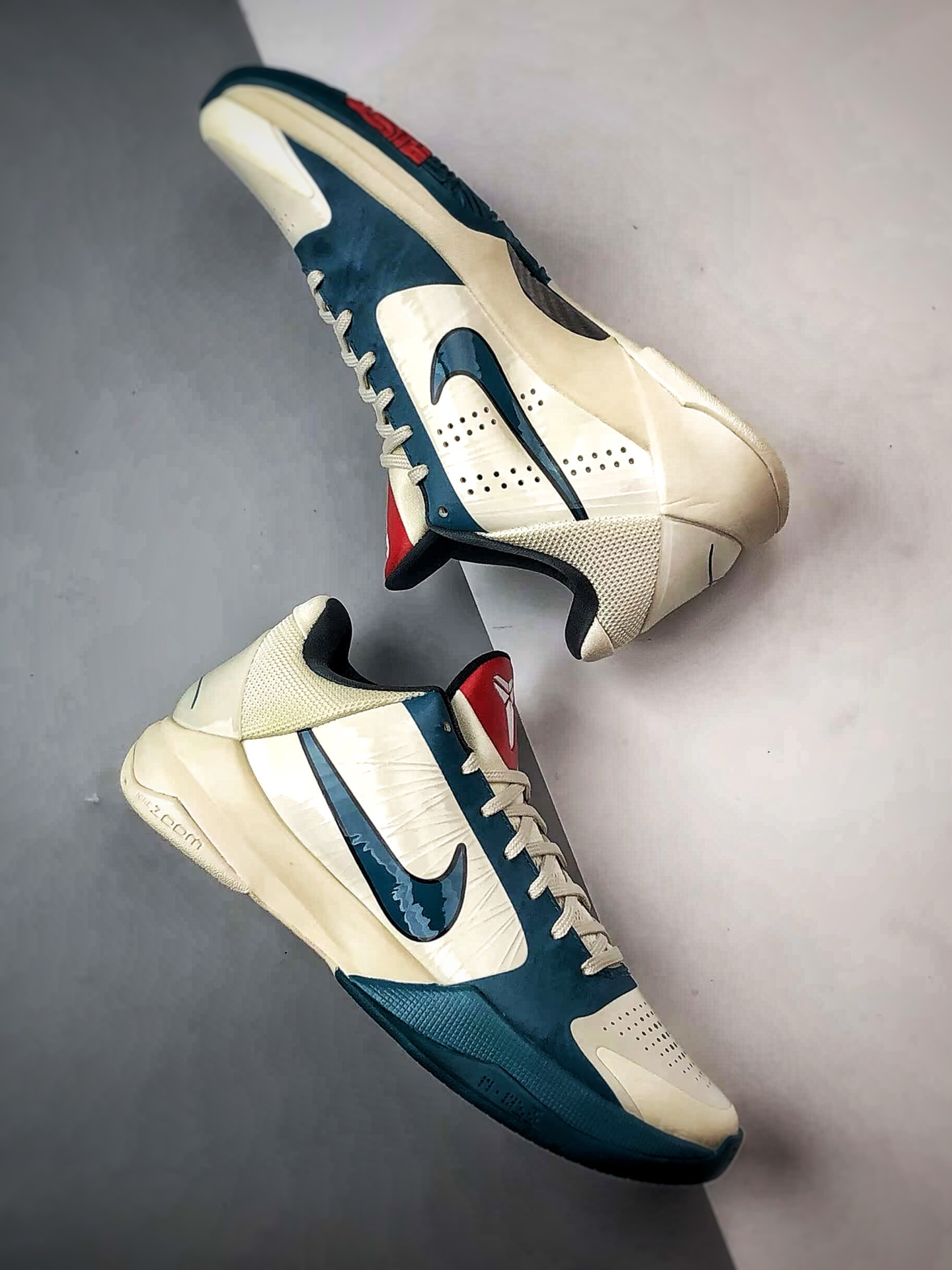 NK Zoom Kobe 5 Caitlin Clark Protro PE S2纯原生产线 IZ1852-100-Top High Quatity Cheap Sneakers Fashion Clothing Clothes Bags handbags Shoes of all Brand wholesale With The best Quality And Beautiful Price from China Factory Chinese suppliers wholesaler seller NK Zoom Kobe 5 Caitlin Clark Protro PE S2纯原生产线 IZ1852-100