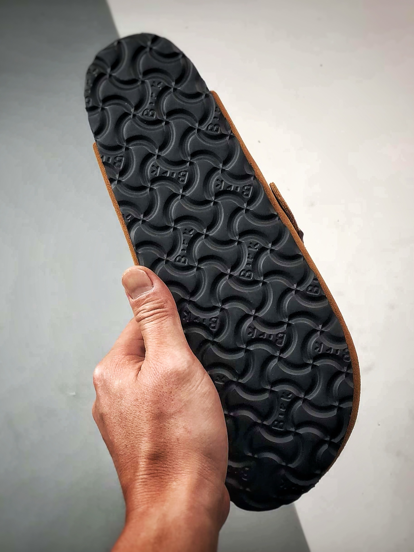 Birkenstock Boston 驼色 勃肯宽版休闲舒适搭扣包头拖鞋-Top High Quatity Cheap Sneakers Fashion Clothing Clothes Bags handbags Shoes of all Brand wholesale With The best Quality And Beautiful Price from China Factory Chinese suppliers wholesaler seller Birkenstock Boston 驼色 勃肯宽版休闲舒适搭扣包头拖鞋