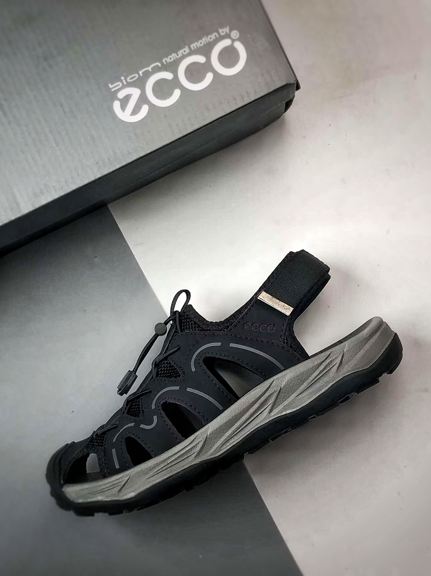 Ecco/爱步 夏季新款凉鞋 户外运动露趾舒适透气沙滩凉鞋 66773 Ecco/爱步 夏季新款凉鞋 户外运动露趾舒适透气沙滩凉鞋 66773