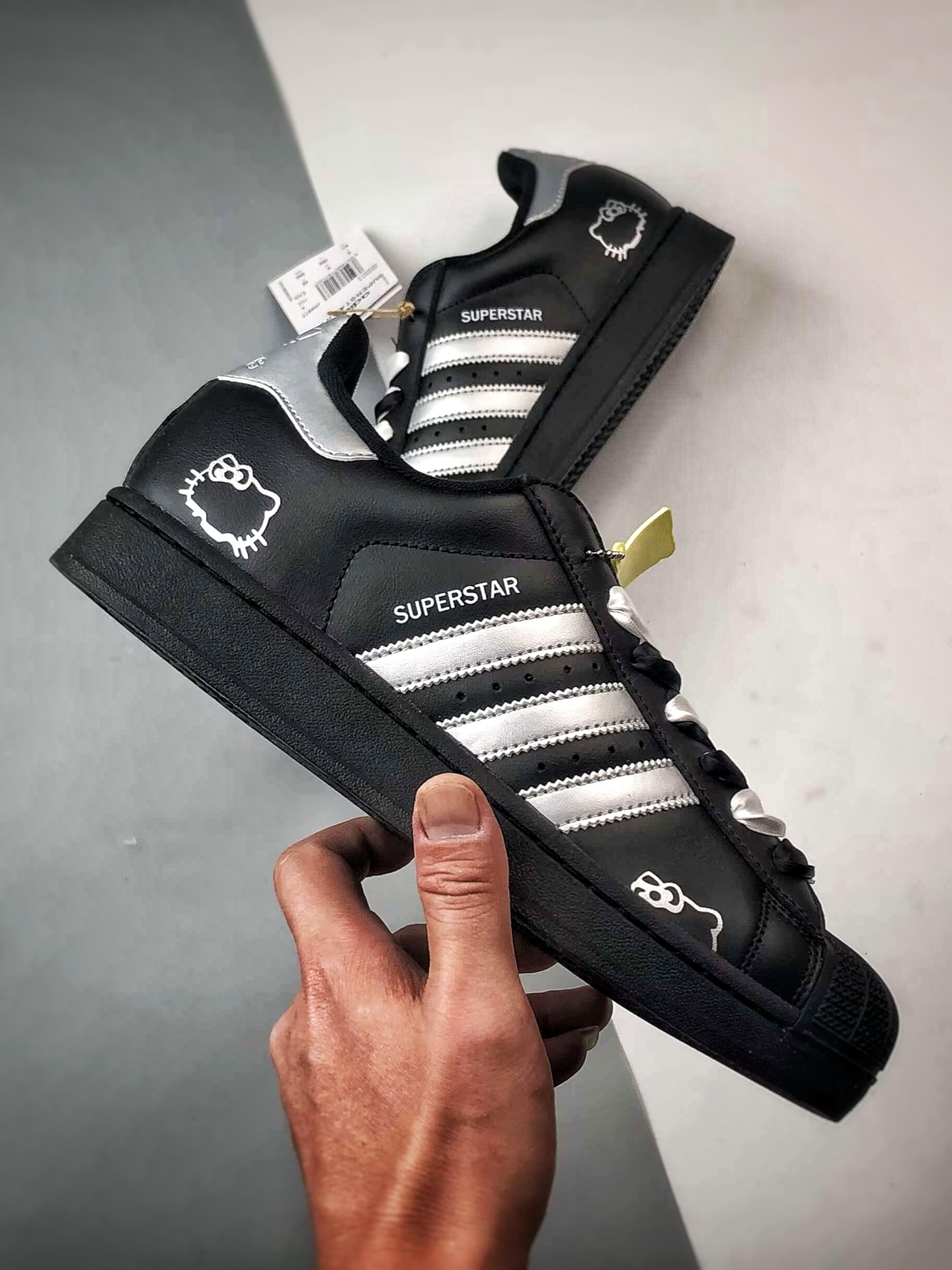 定制球鞋 Originals Superstar 2 月光喵 黑银贝壳头 JH9977-Top High Quatity Cheap Sneakers Fashion Clothing Clothes Bags handbags Shoes of all Brand wholesale With The best Quality And Beautiful Price from China Factory Chinese suppliers wholesaler seller 定制球鞋 Originals Superstar 2 月光喵 黑银贝壳头 JH9977