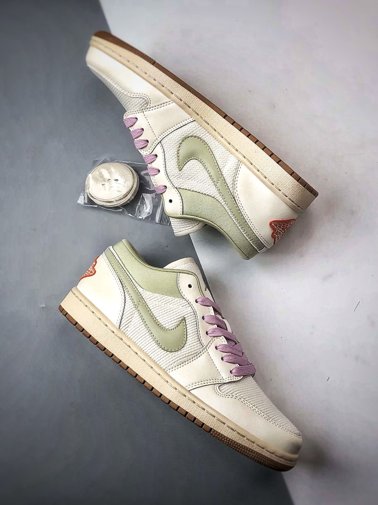 Air Jordan 1 Low 米绿粉 II0569-100-Top High Quatity Cheap Sneakers Fashion Clothing Clothes Bags handbags Shoes of all Brand wholesale With The best Quality And Beautiful Price from China Factory Chinese suppliers wholesaler seller Air Jordan 1 Low 米绿粉 II0569-100