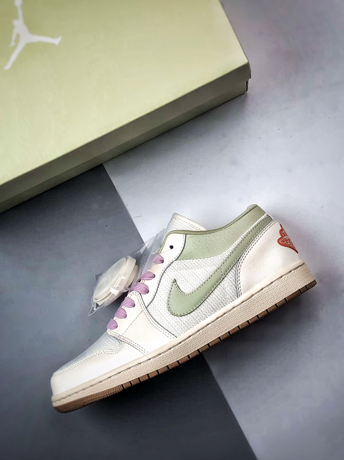 Air Jordan 1 Low 米绿粉 II0569-100-Top High Quatity Cheap Sneakers Fashion Clothing Clothes Bags handbags Shoes of all Brand wholesale With The best Quality And Beautiful Price from China Factory Chinese suppliers wholesaler seller Air Jordan 1 Low 米绿粉 II0569-100