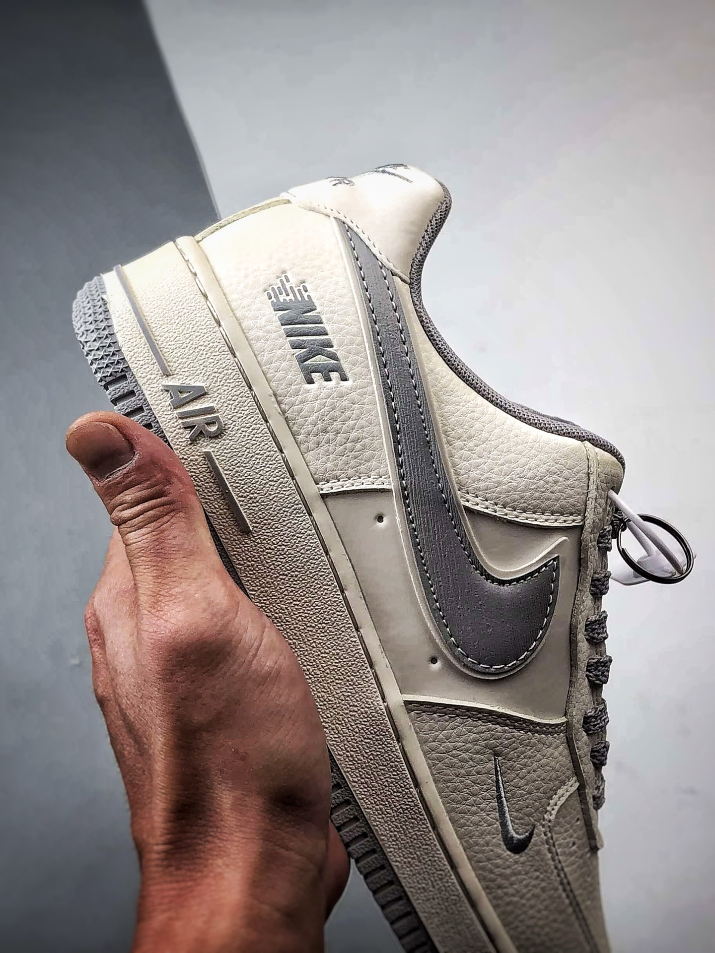 Air Force 1 '07 Low 米白灰反光 DN9688-113-Top High Quatity Cheap Sneakers Fashion Clothing Clothes Bags handbags Shoes of all Brand wholesale With The best Quality And Beautiful Price from China Factory Chinese suppliers wholesaler seller Air Force 1 '07 Low 米白灰反光 DN9688-113