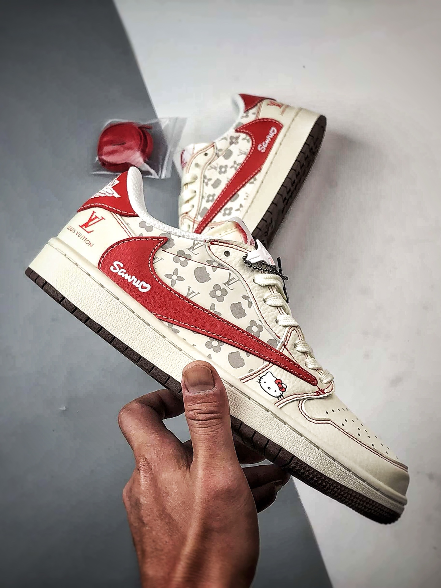 Air Jordan 1 Low ”高端定制” LV印花米白红 HF0591-001-Top High Quatity Cheap Sneakers Fashion Clothing Clothes Bags handbags Shoes of all Brand wholesale With The best Quality And Beautiful Price from China Factory Chinese suppliers wholesaler seller Air Jordan 1 Low ”高端定制” LV印花米白红 HF0591-001